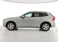 VOLVO XC60 B4 (d) AWD Geartronic Momentum Pro MHEV 197cv