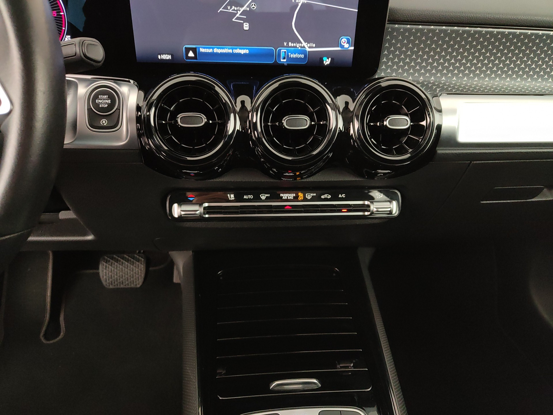 MERCEDES GLB 180d Advanced AUTO