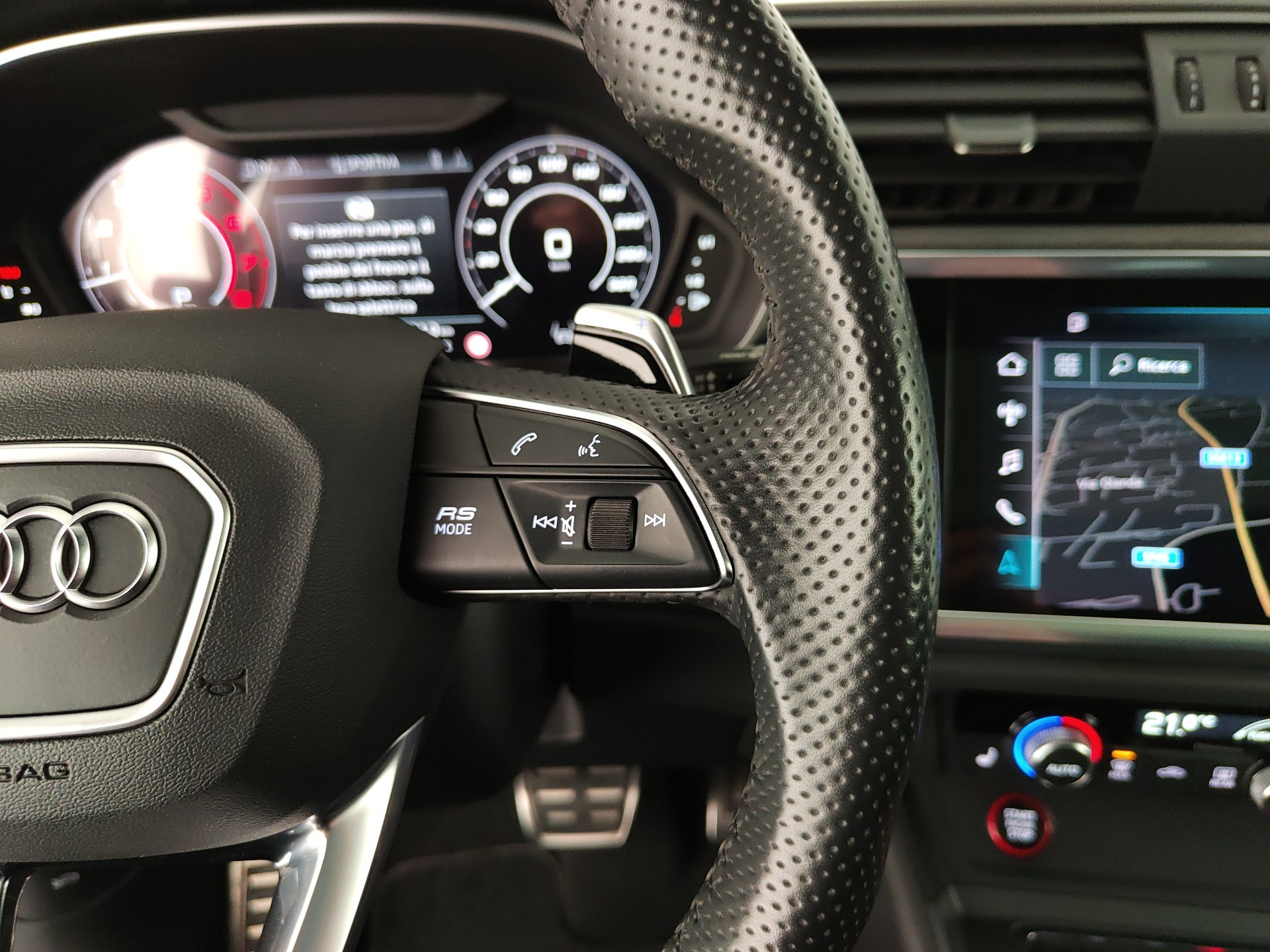 AUDI Q3 SPORTBACK RS 2.5 QUATTRO S-TRONIC