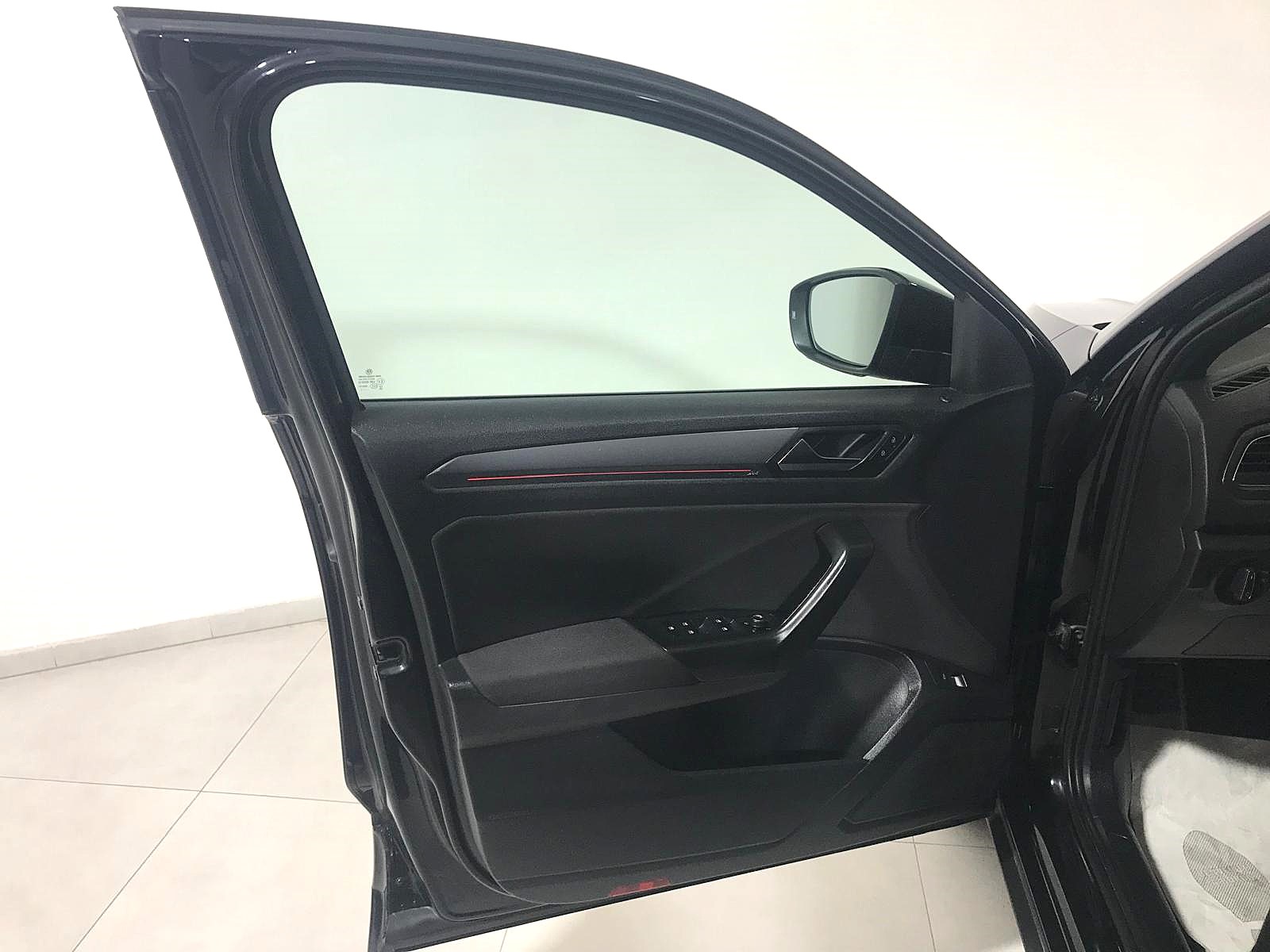 VOLKSWAGEN T-ROC 2.0TDI 150CV 4MOTION DSG R-LINE