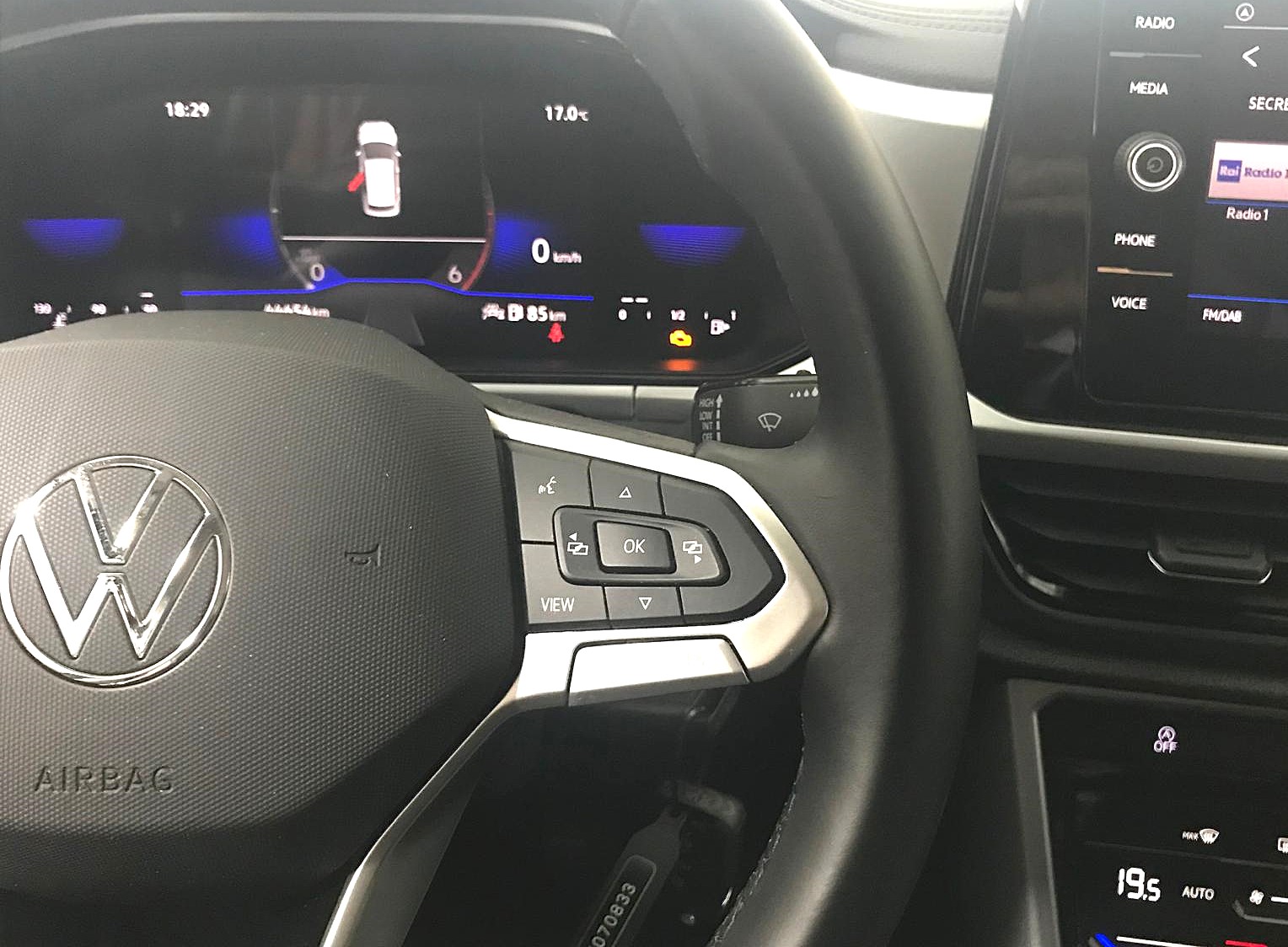 VOLKSWAGEN T-ROC 2.0TDI 115CV SPORT