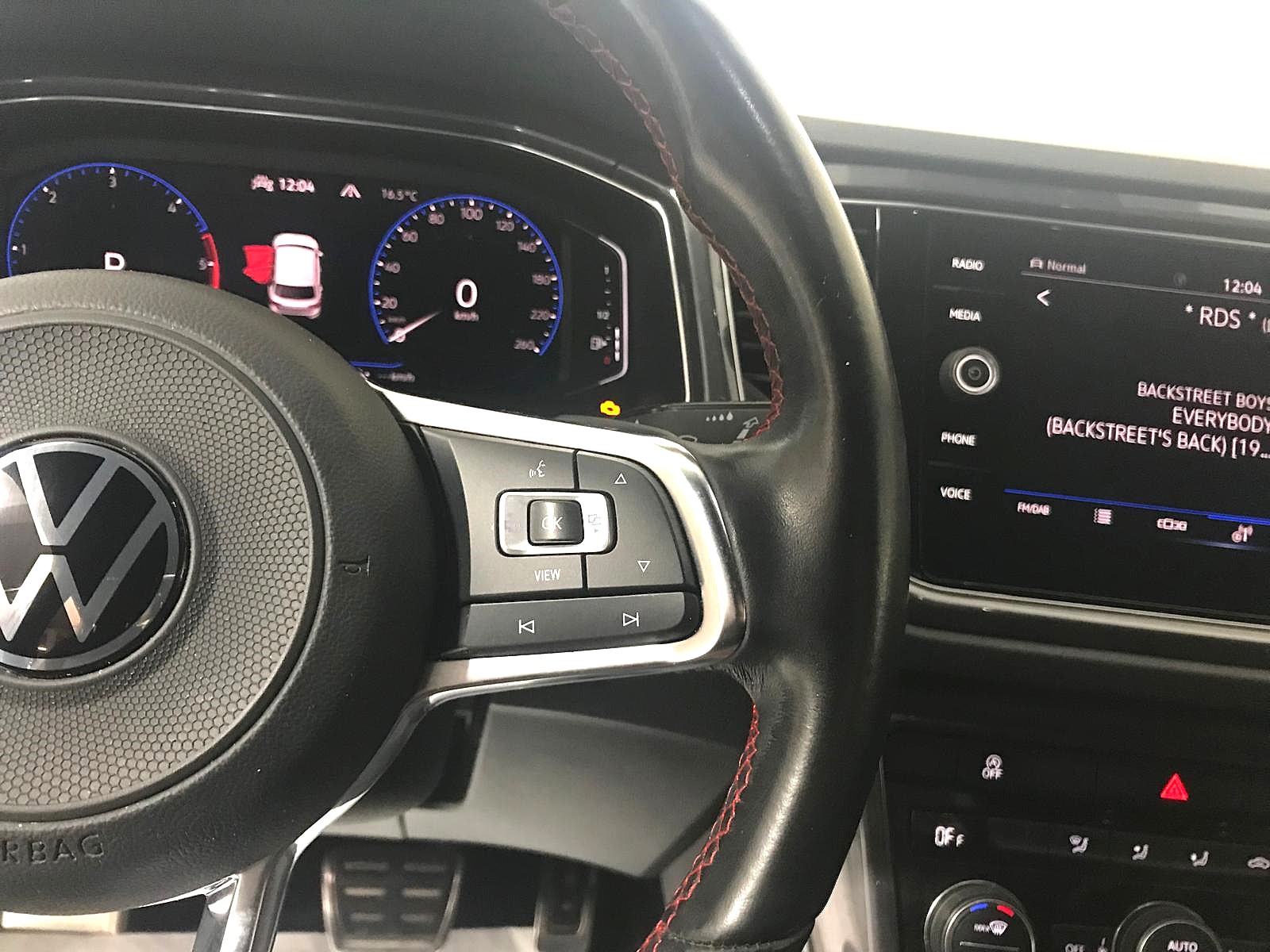 VOLKSWAGEN T-ROC 2.0TDI 150CV 4MOTION DSG R-LINE