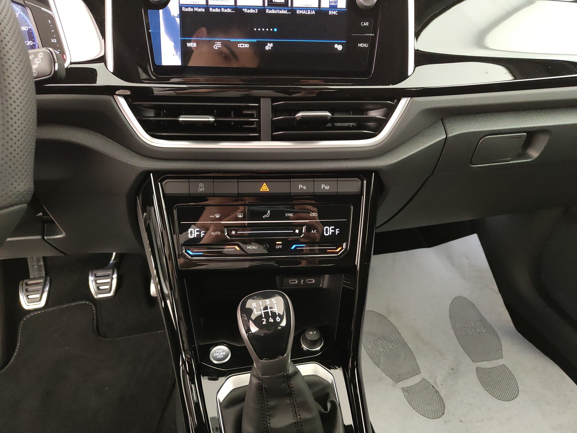VOLKSWAGEN T-ROC 1.0TSI R-LINE PLUS 115CV