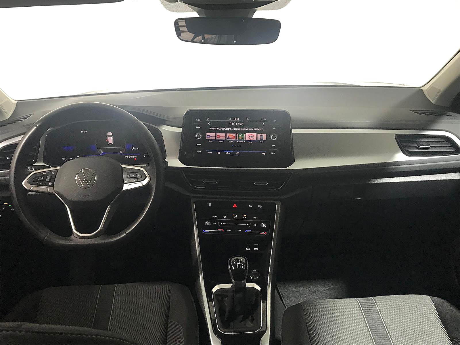 VOLKSWAGEN T-ROC 2.0TDI 115CV SPORT