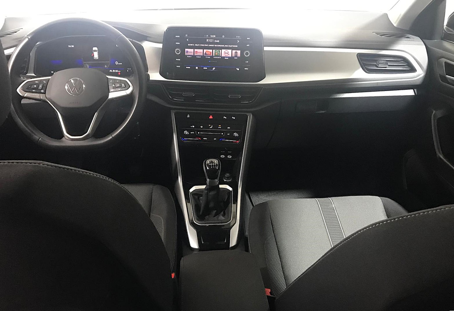 VOLKSWAGEN T-ROC 2.0TDI 115CV SPORT