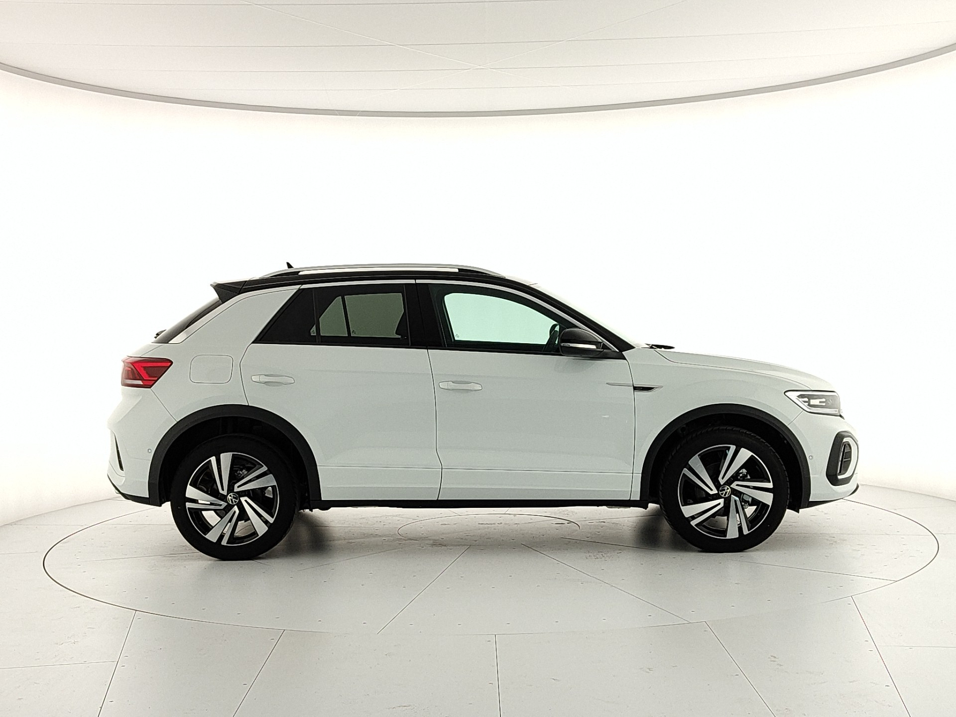 VOLKSWAGEN T-ROC 1.0TSI R-LINE PLUS 115CV