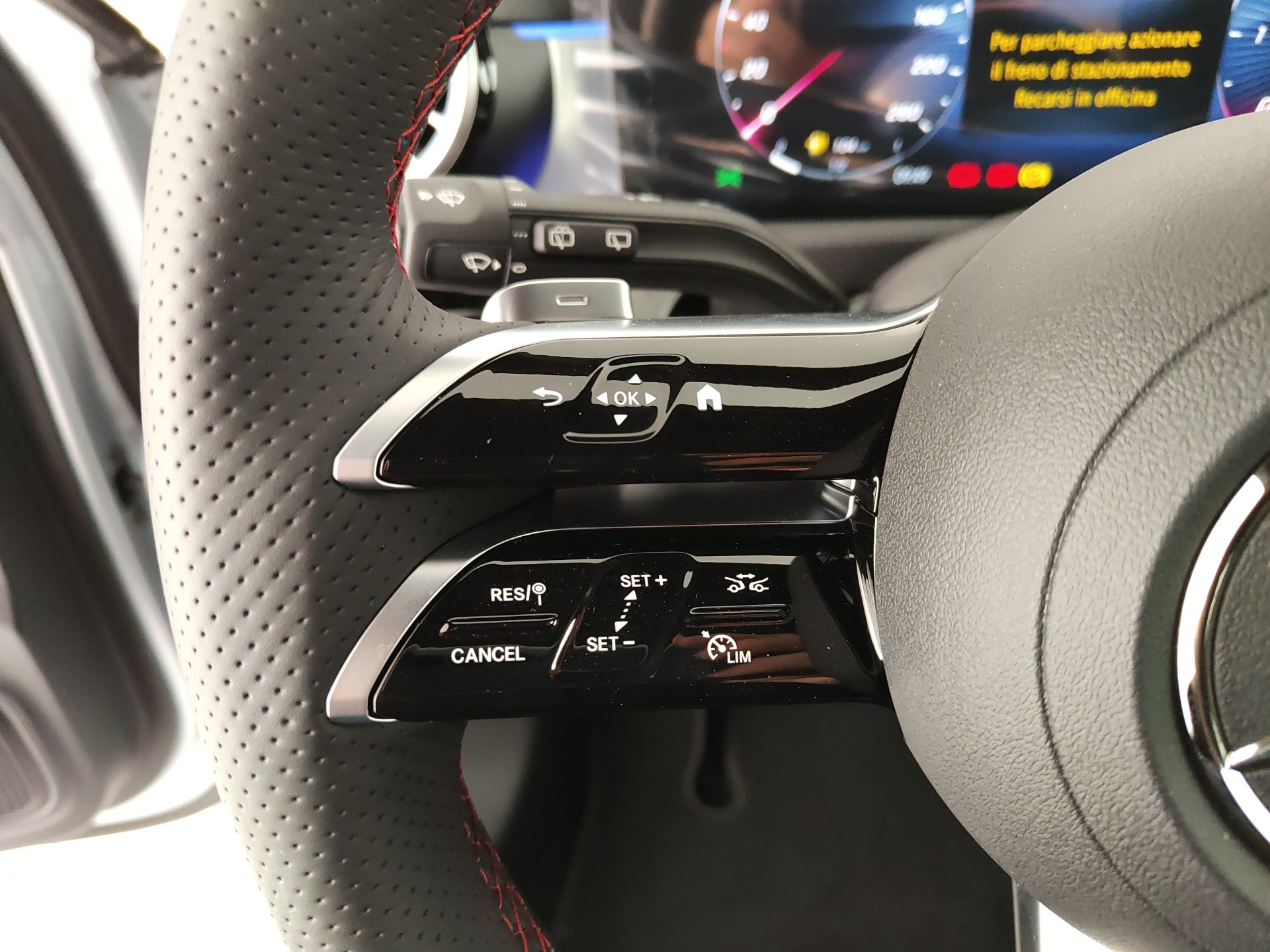 MERCEDES CLASSE A 180 d AMG Line Advanced Plus auto