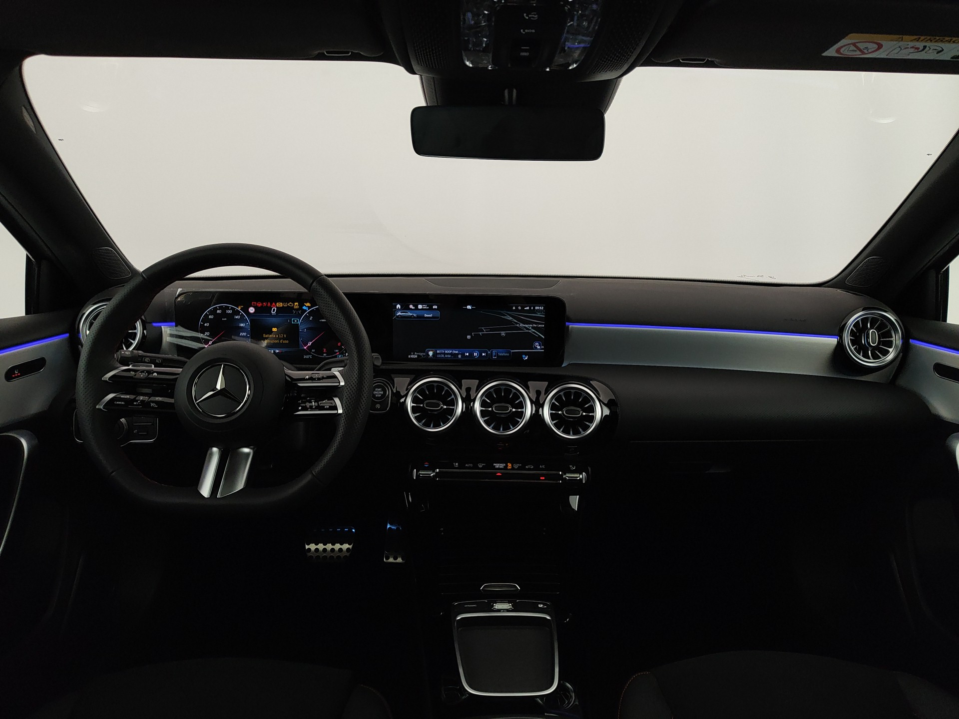 MERCEDES CLASSE A 180 d AMG Line Advanced Plus auto