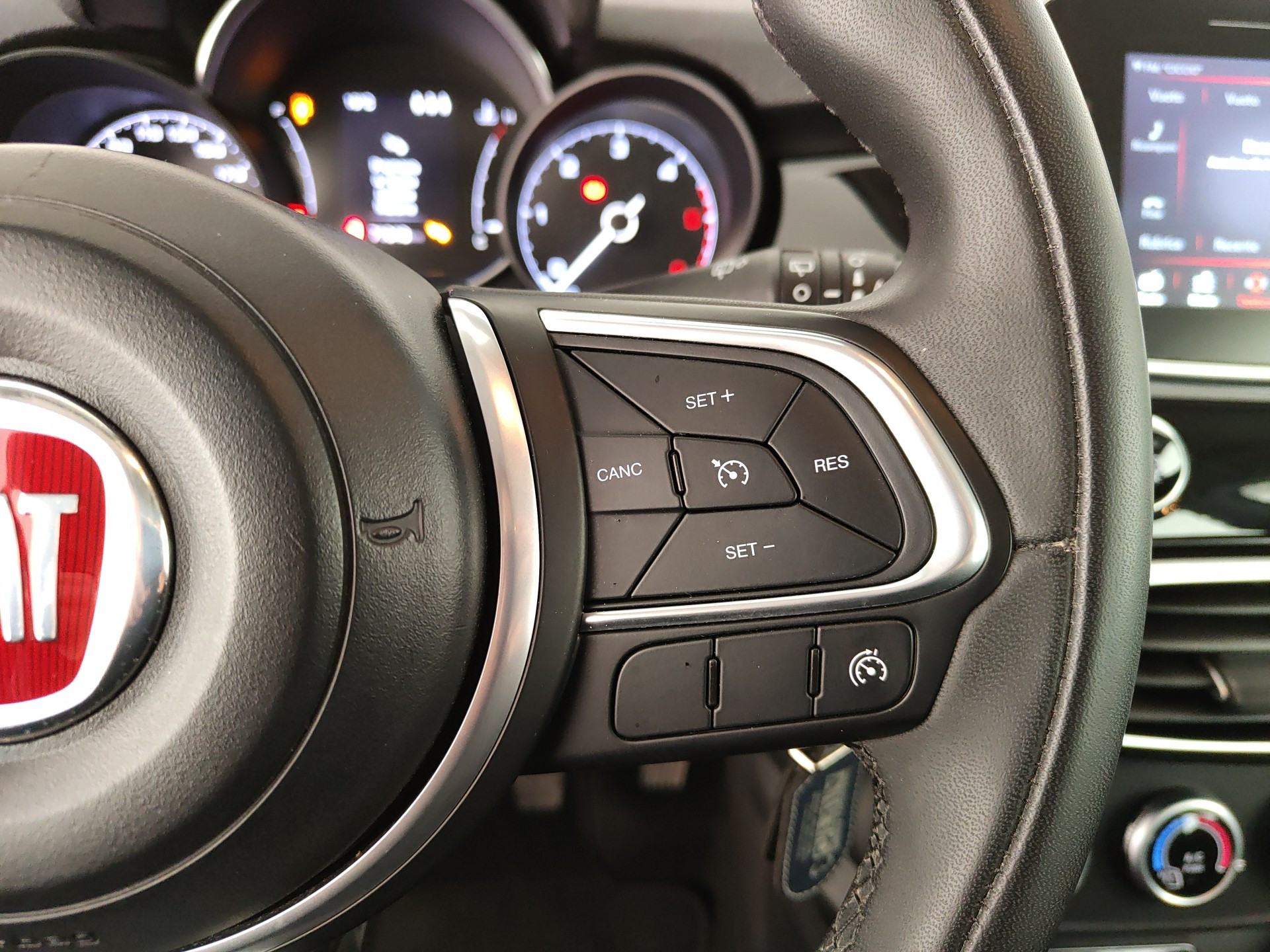 FIAT 500X 1.3 mjt 120° 4×2 95cv AUTOCARRO