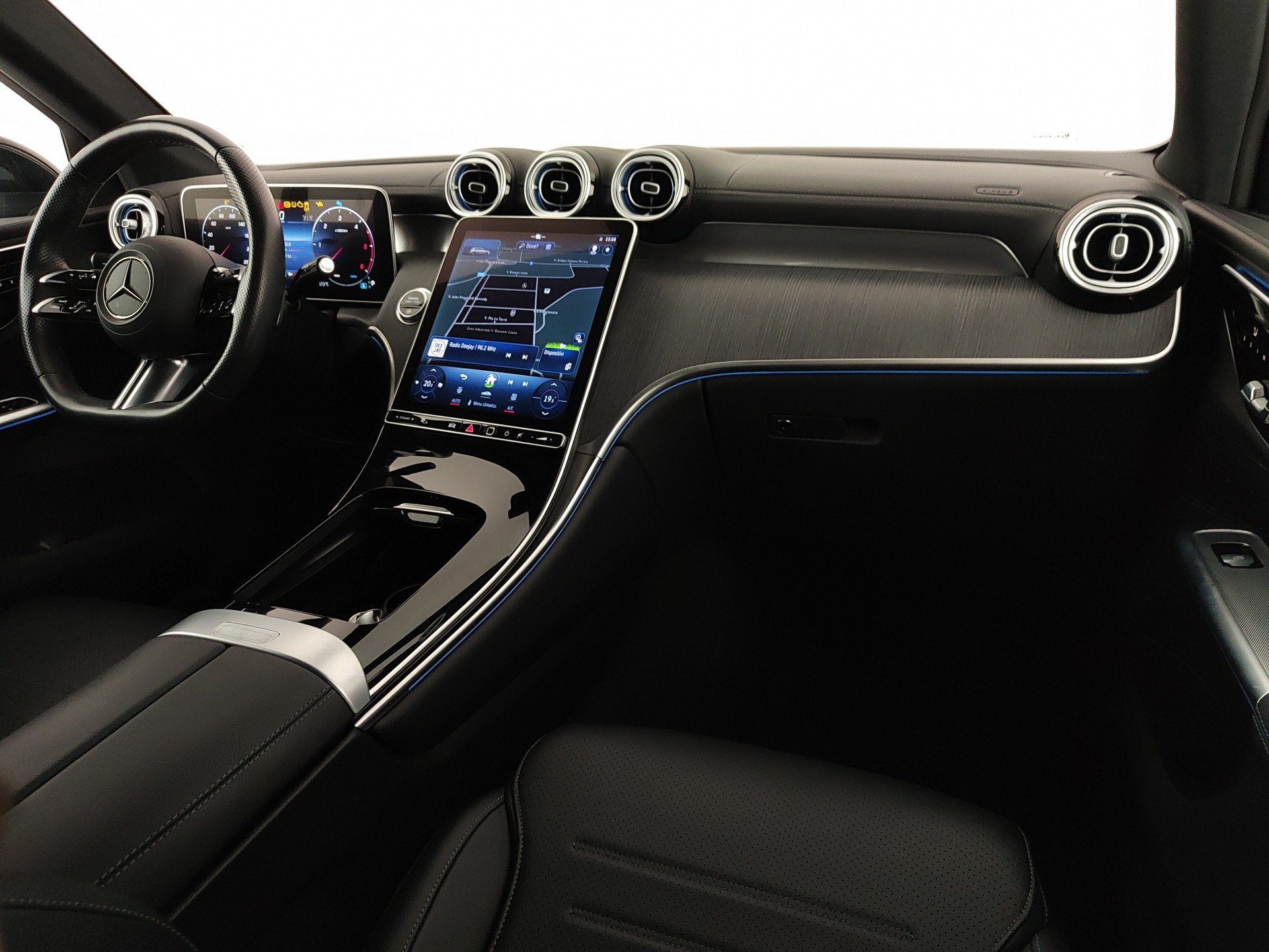 MERCEDES GLC 220D AMG PREMIUM 4 MATIC AUTO