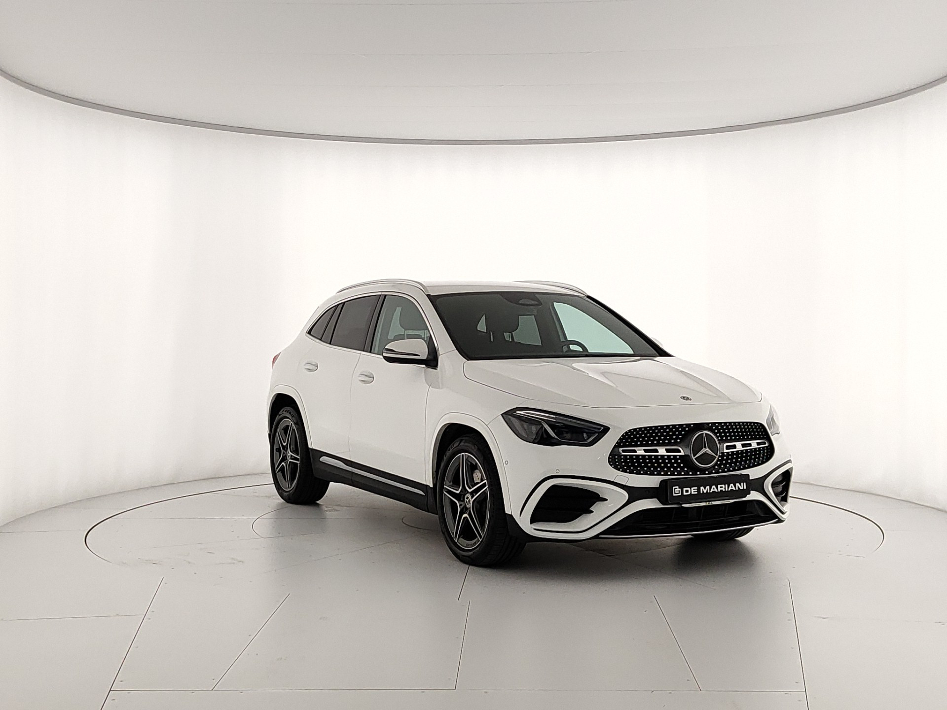 MERCEDES GLA 180D AMG LINE ADVANCED PLUS AUTO