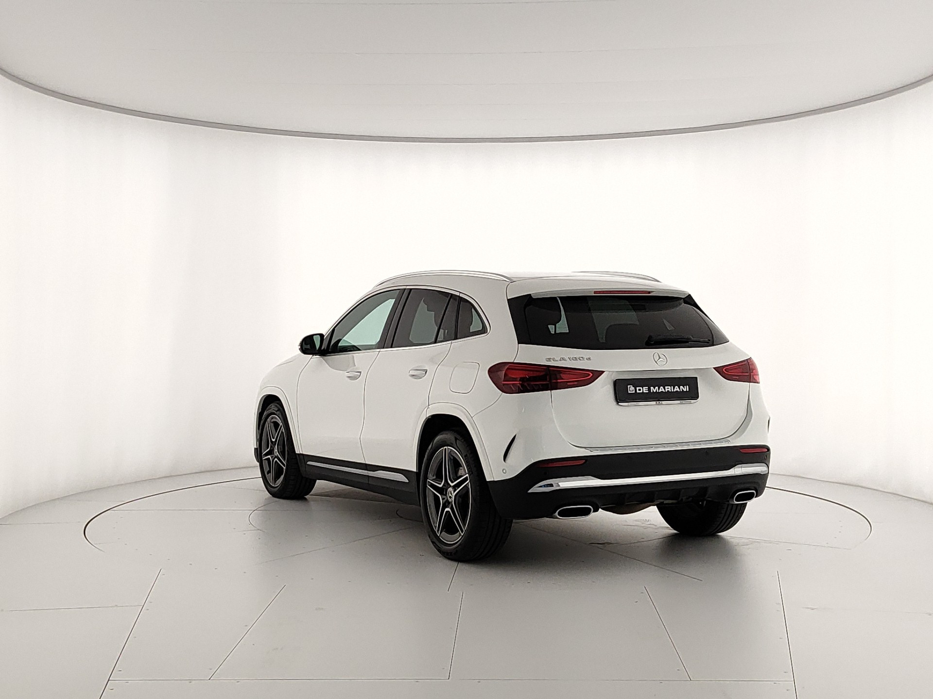 MERCEDES GLA 180D AMG LINE ADVANCED PLUS AUTO