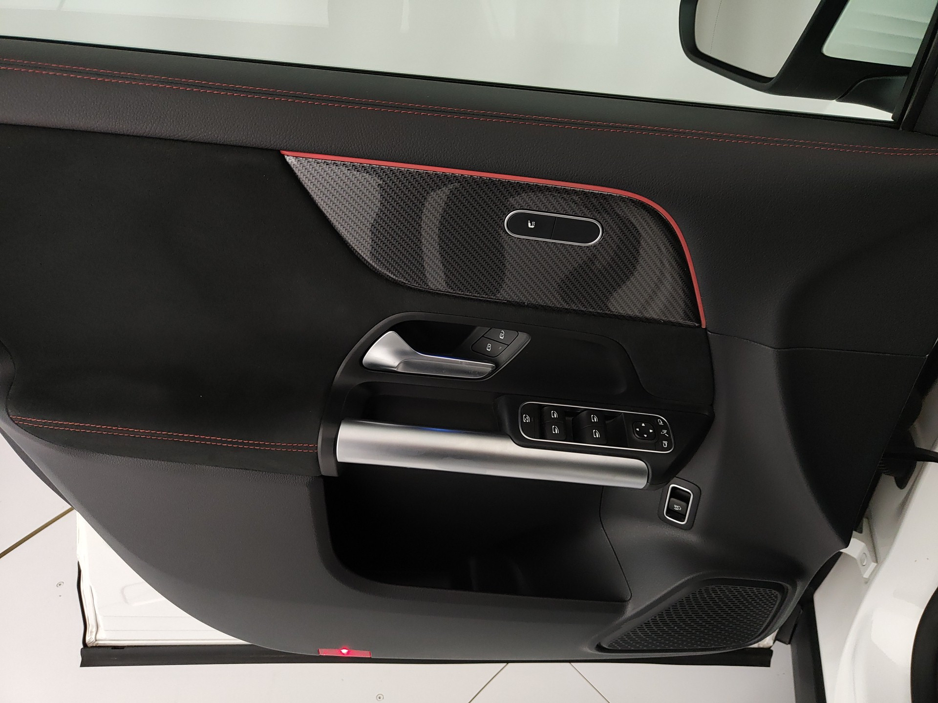 MERCEDES GLA 180D AMG LINE ADVANCED PLUS AUTO