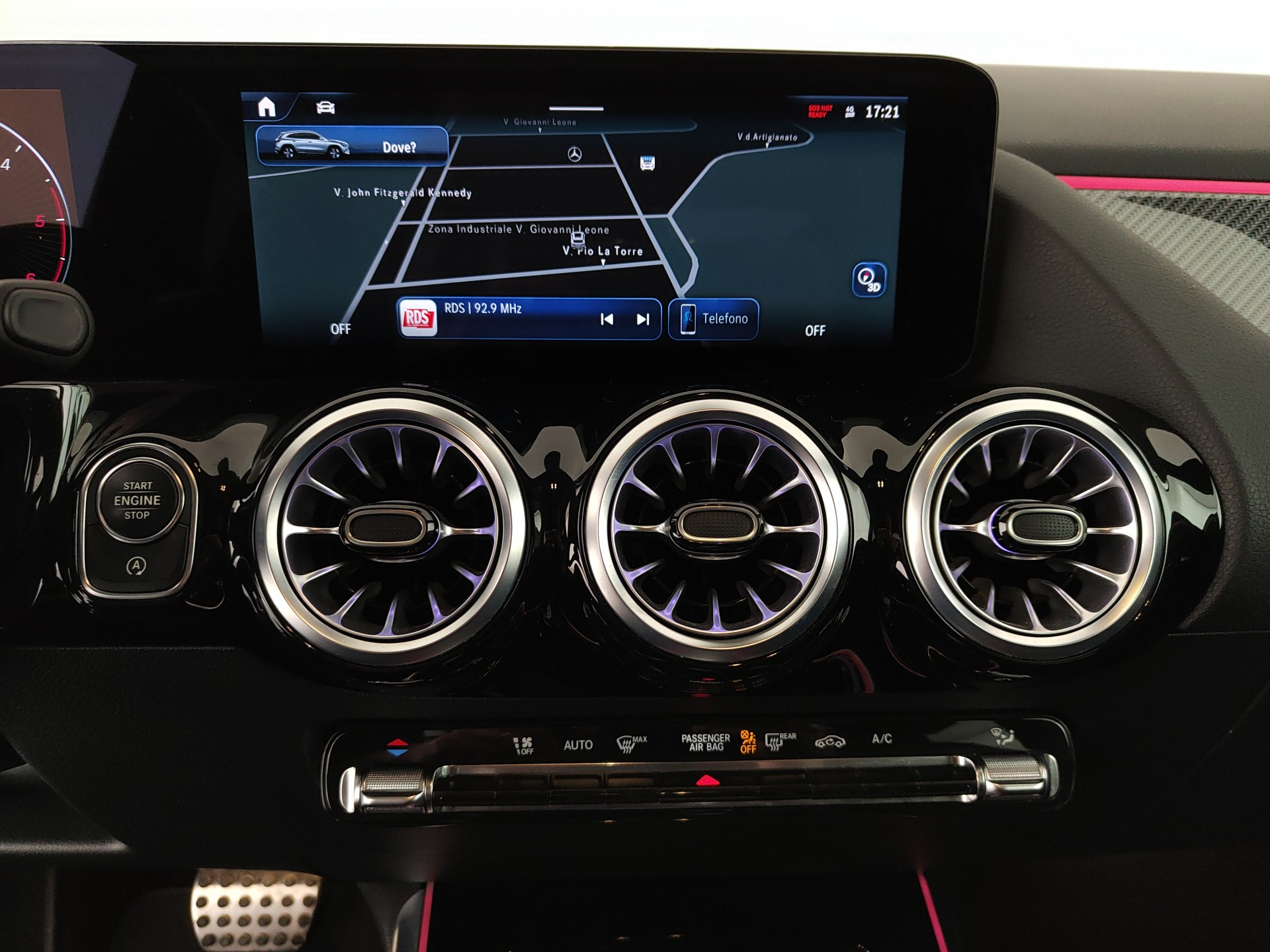 MERCEDES GLA 180D AMG LINE ADVANCED PLUS AUTO