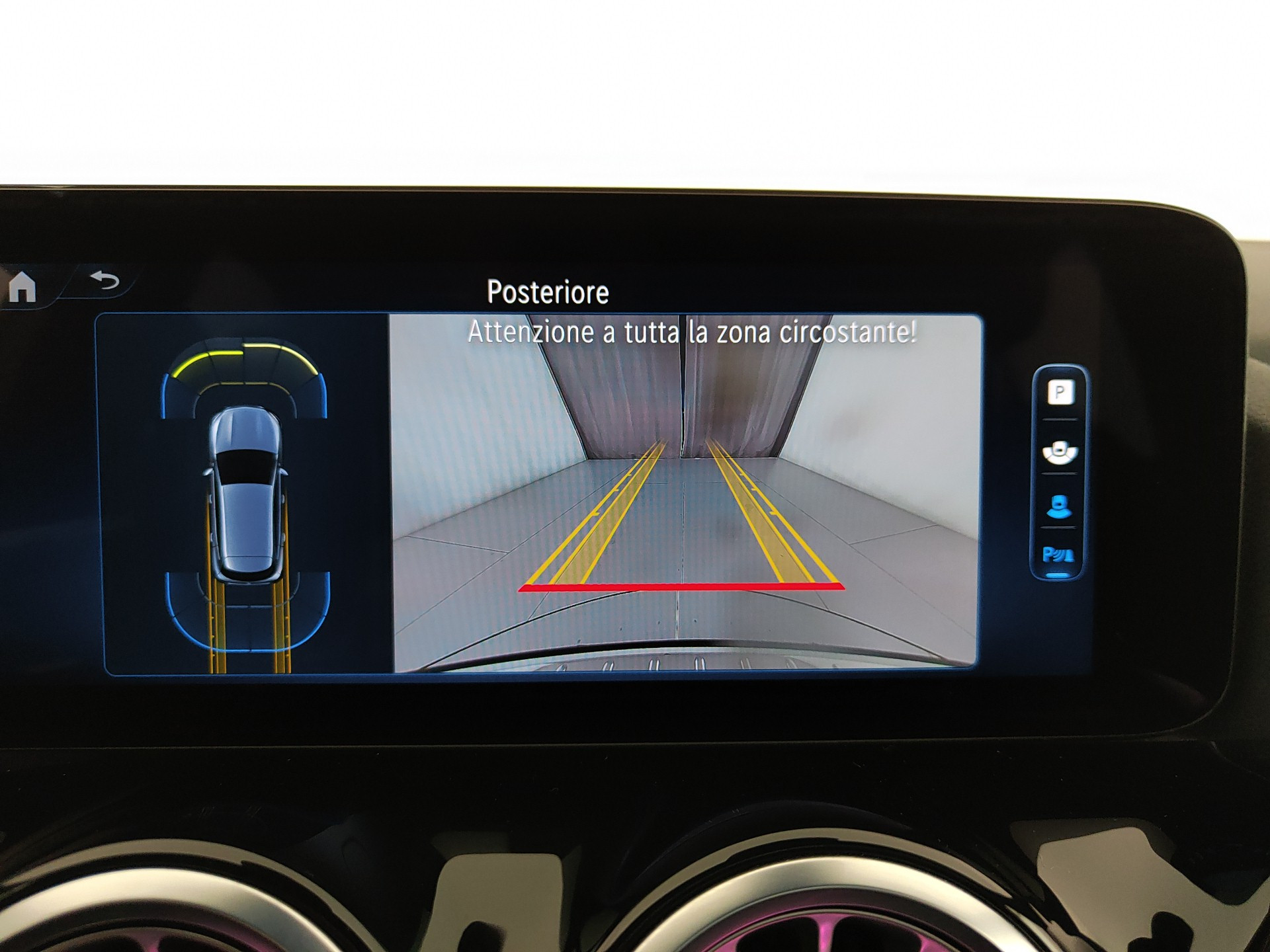 MERCEDES GLA 180D AMG LINE ADVANCED PLUS AUTO