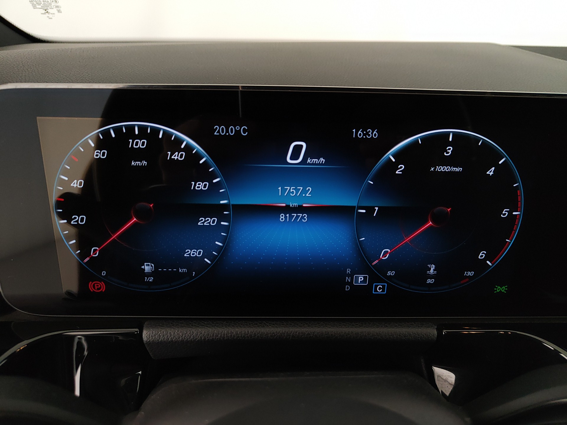 MERCEDES GLA 200D SPORT PLUS AUTO 150CV