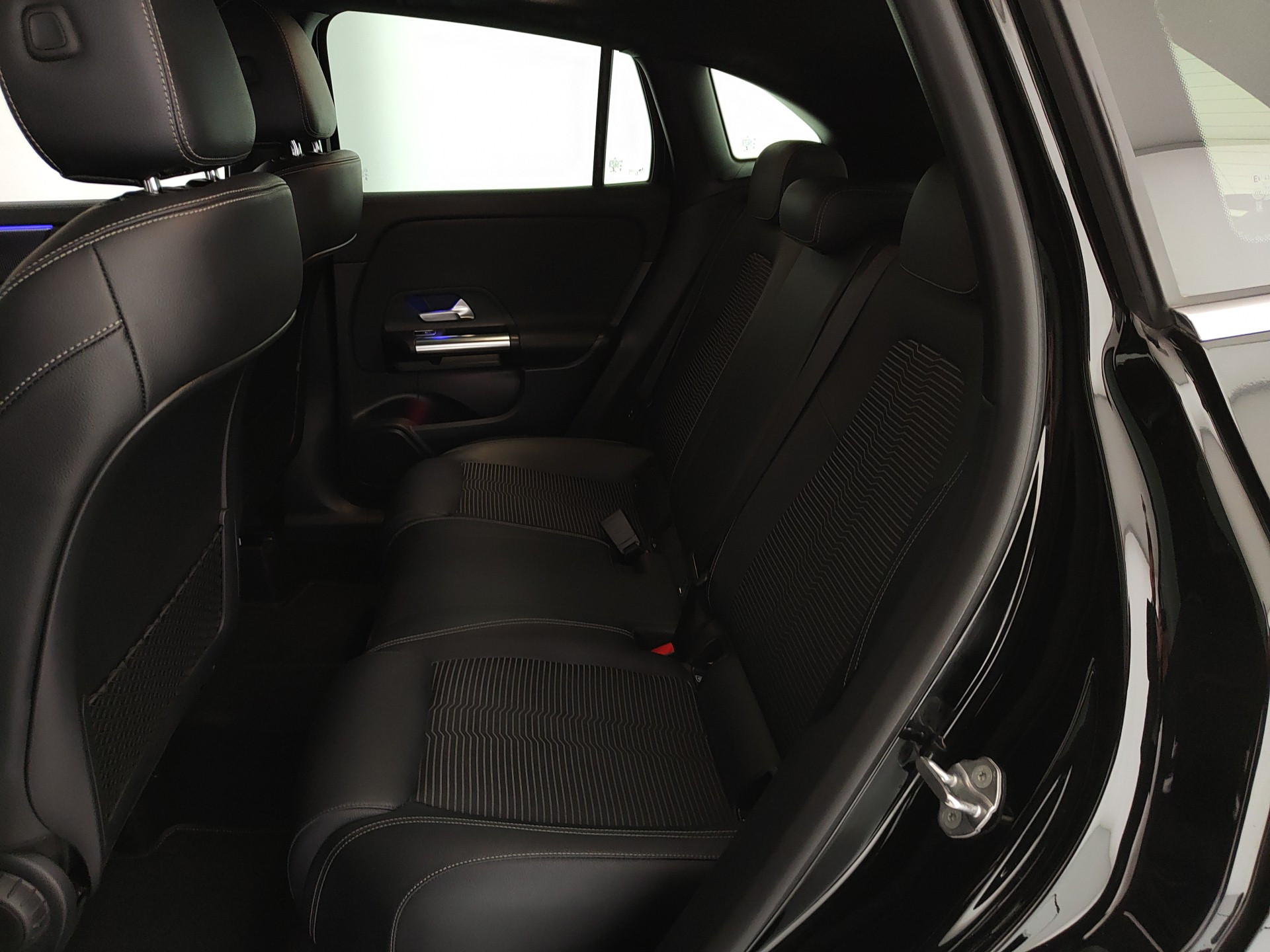 MERCEDES GLA 200D SPORT PLUS AUTO 150CV