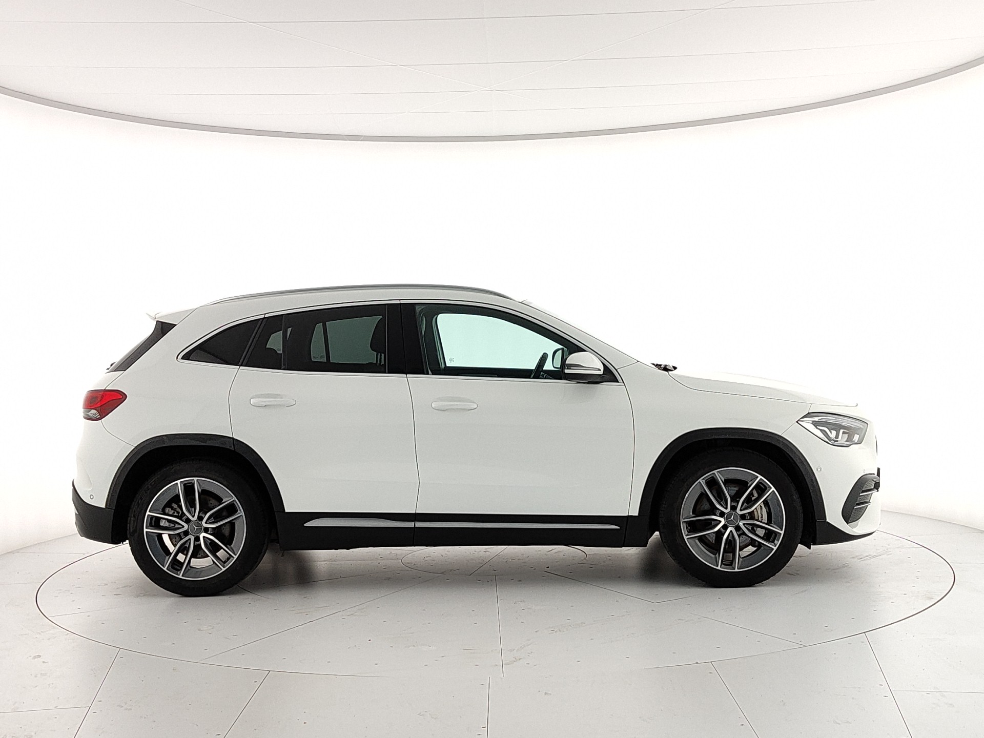 Mercedes-Benz GLA 35 AMG 4MATIC AUTO