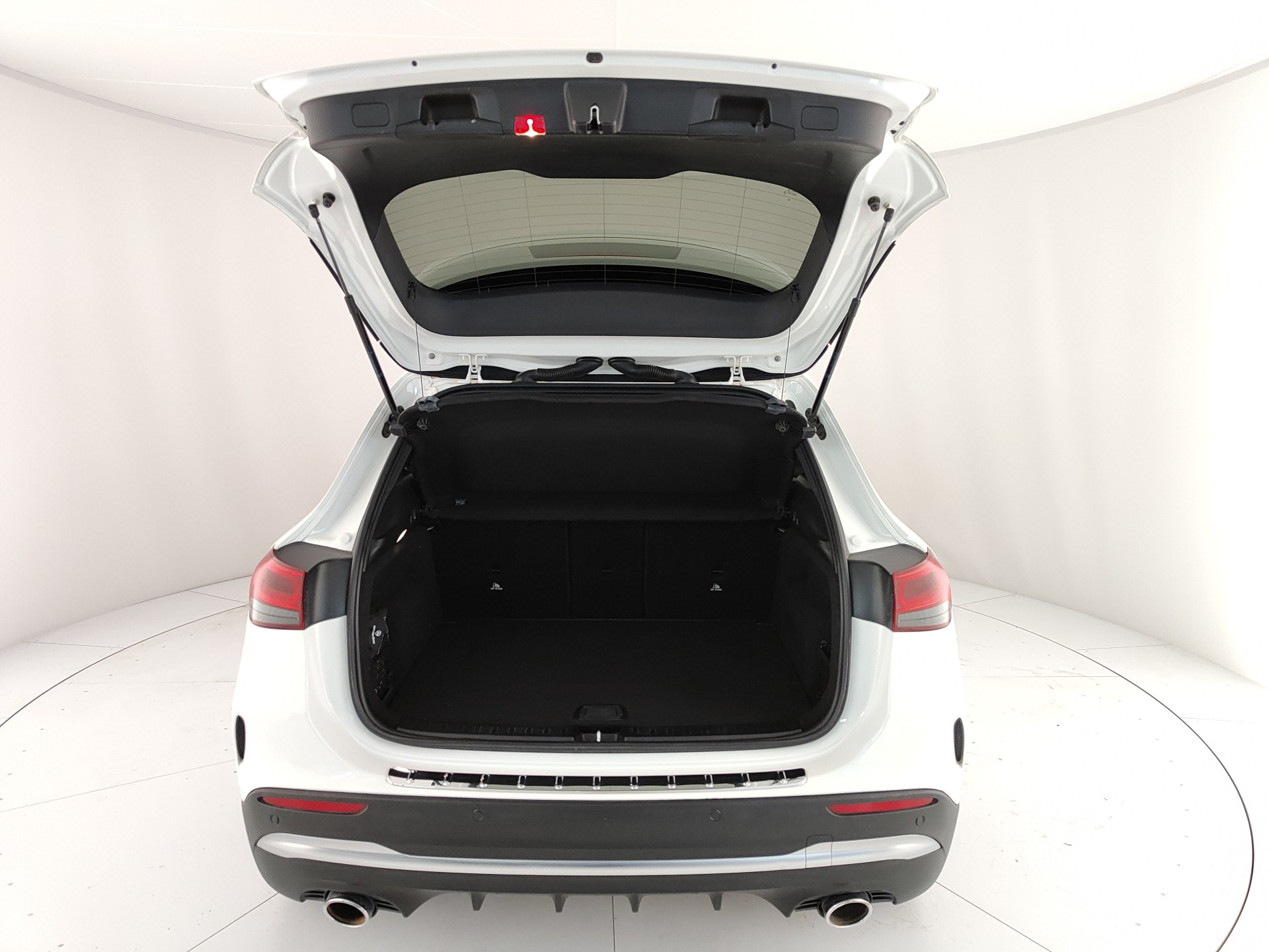Mercedes-Benz GLA 35 AMG 4MATIC AUTO