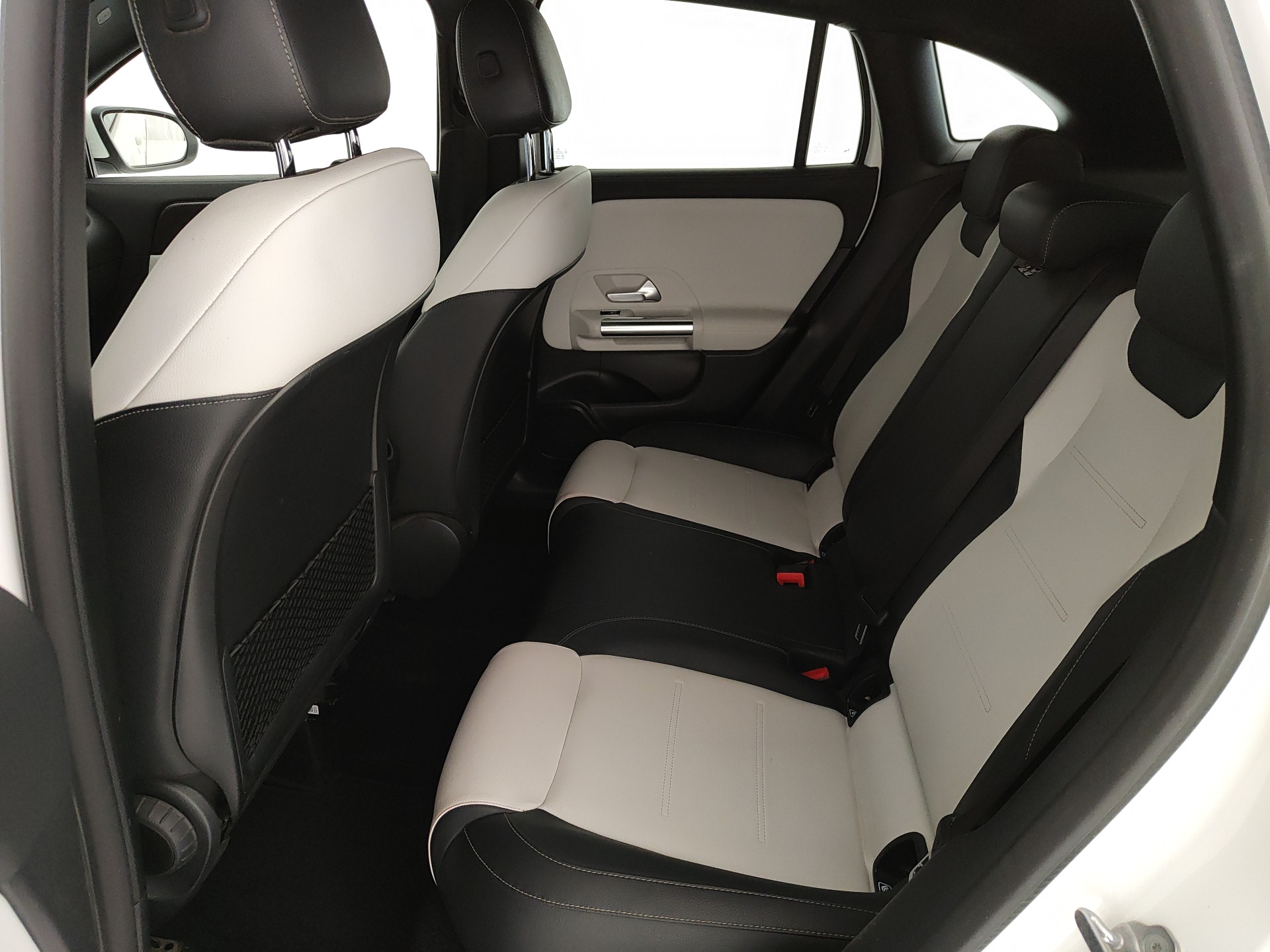 Mercedes-Benz GLA 35 AMG 4MATIC AUTO