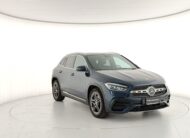 Mercedes-Benz GLA 200d PREMIUM AUTO