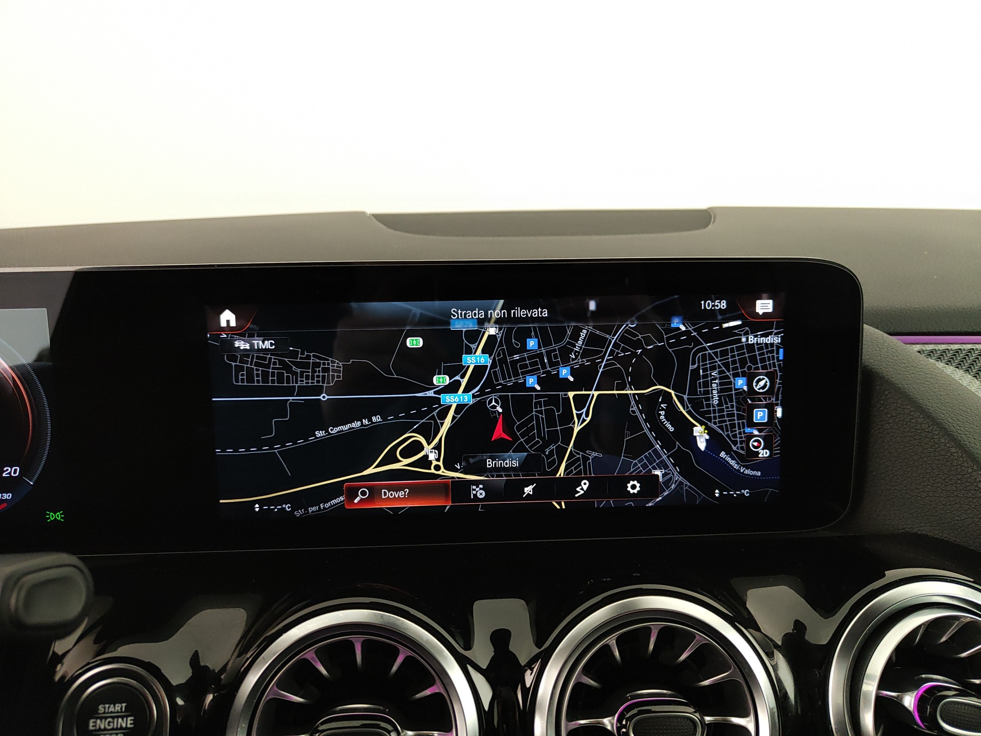Mercedes-Benz GLA 200d PREMIUM AUTO
