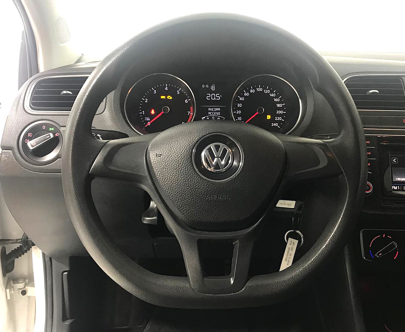 VOLKSWAGEN POLO 1.2MPI 75CV COMFORTLINE
