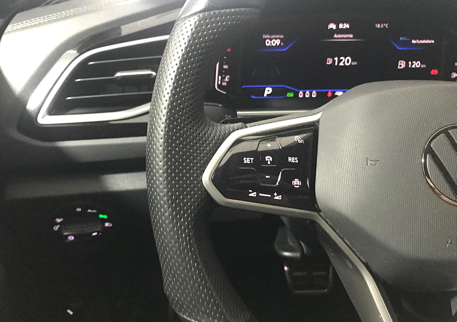 VOLKSWAGEN T-ROC 1.5TSI R-LINE 150CV DSG