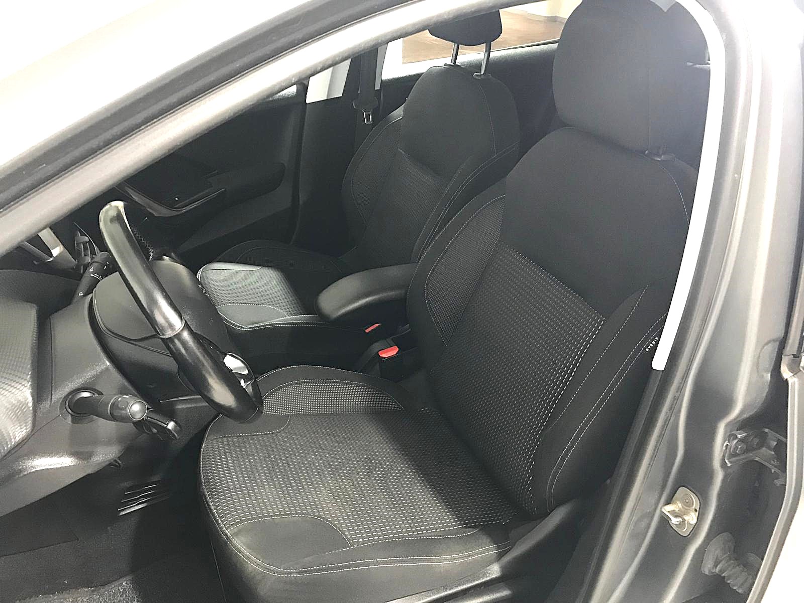 PEUGEOT 208 1.6 BLUEHDI 75CV 5P ALLURE