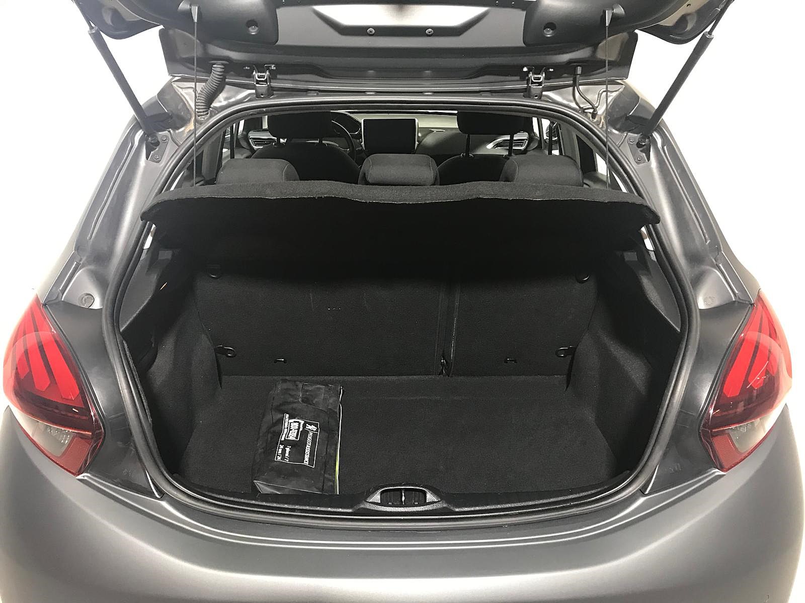 PEUGEOT 208 1.6 BLUEHDI 75CV 5P ALLURE