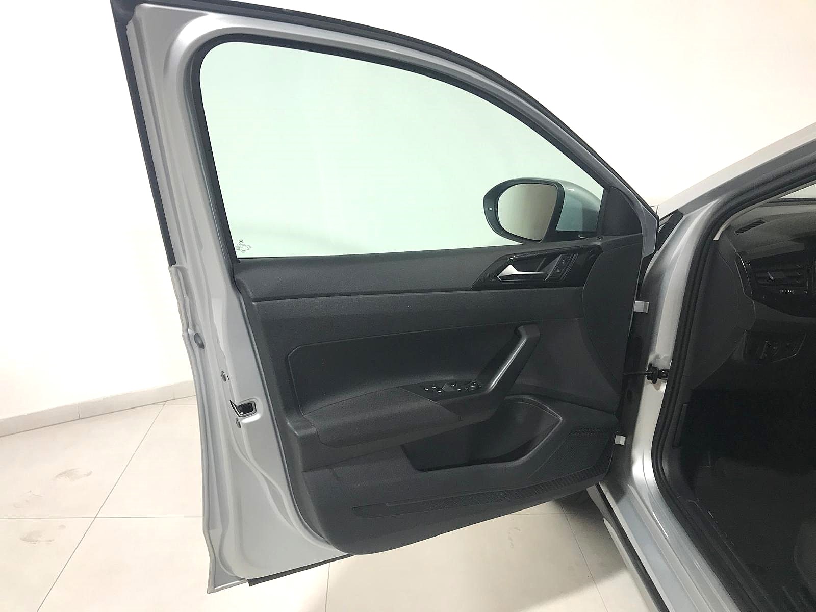VOLKSWAGEN TAIGO LIFE 1.0TSI 110CV DSG