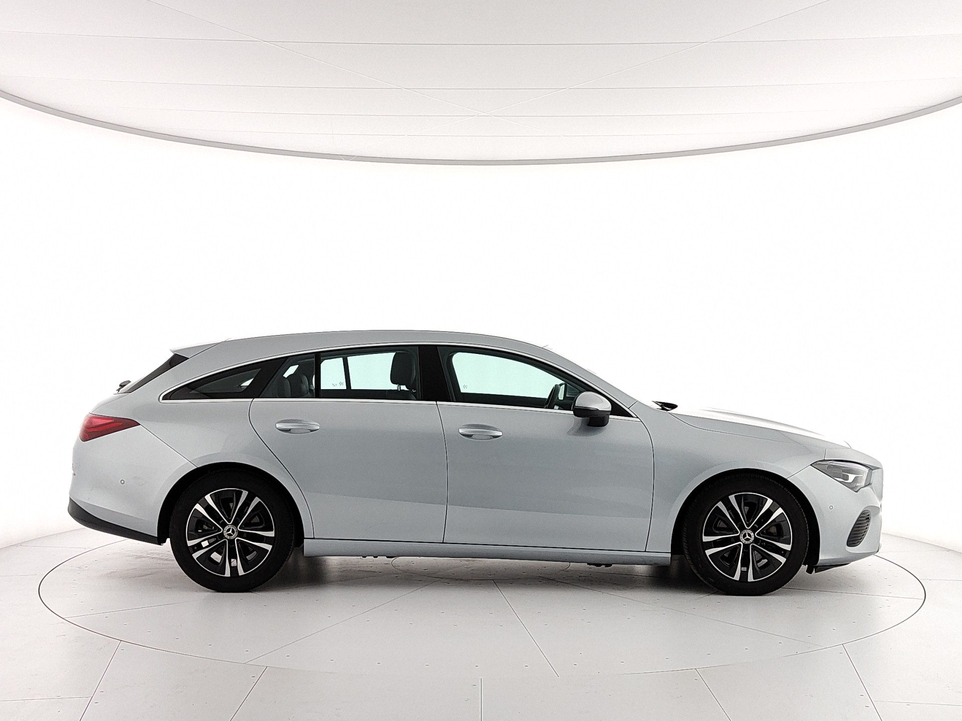 Mercedes-Benz CLA SHOOTING BRAKE 180d Advanced Auto