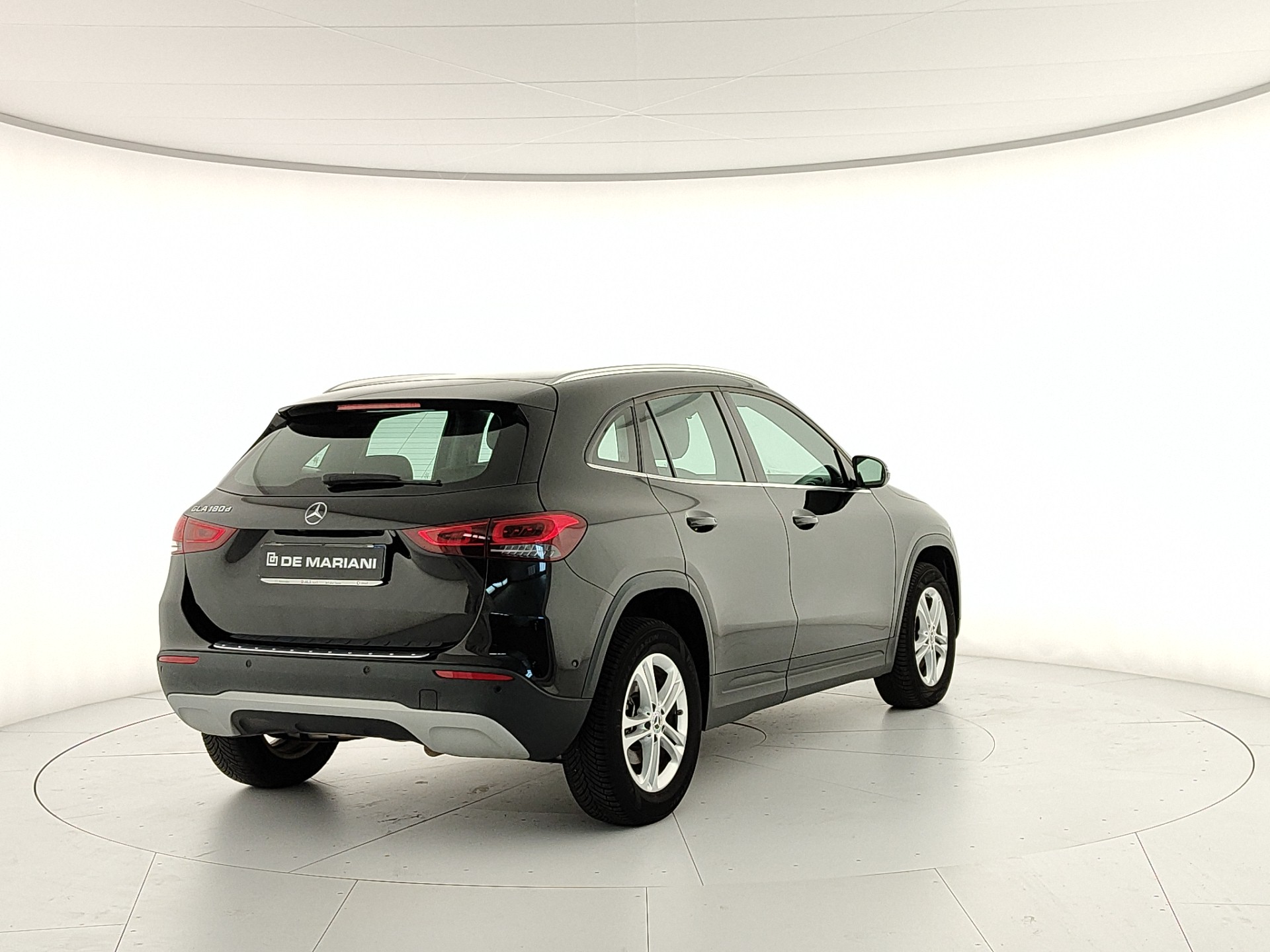Mercedes-Benz GLA 180d SPORT AUTO 116cv