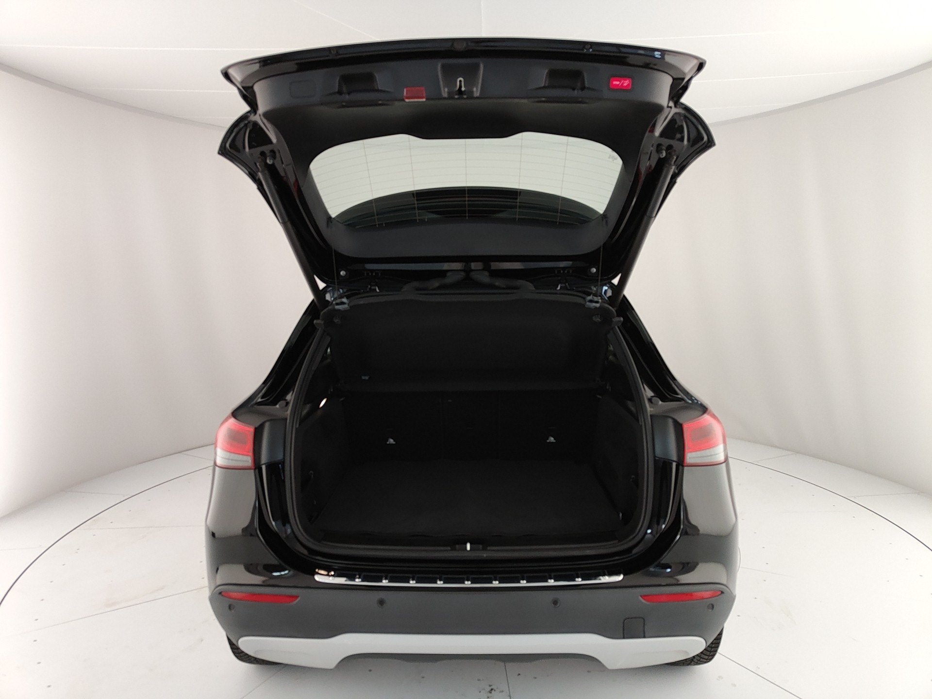 Mercedes-Benz GLA 180d SPORT AUTO 116cv