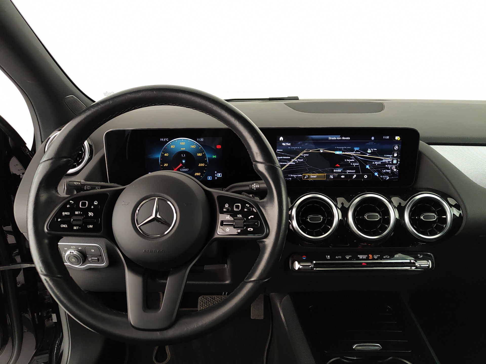 Mercedes-Benz GLA 180d SPORT AUTO 116cv