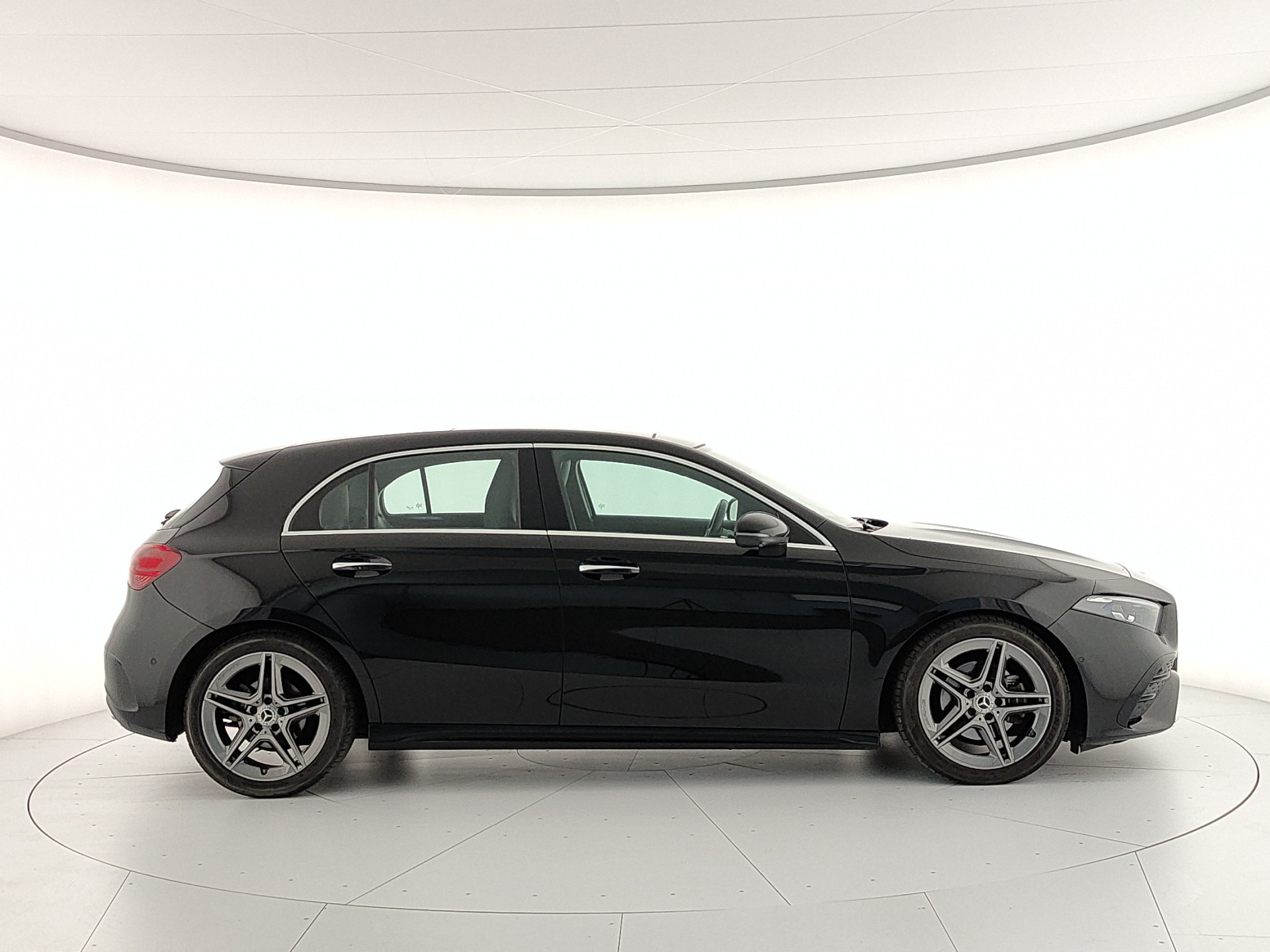 MERCEDES CLASSE A 180 d AMG Line Premium auto