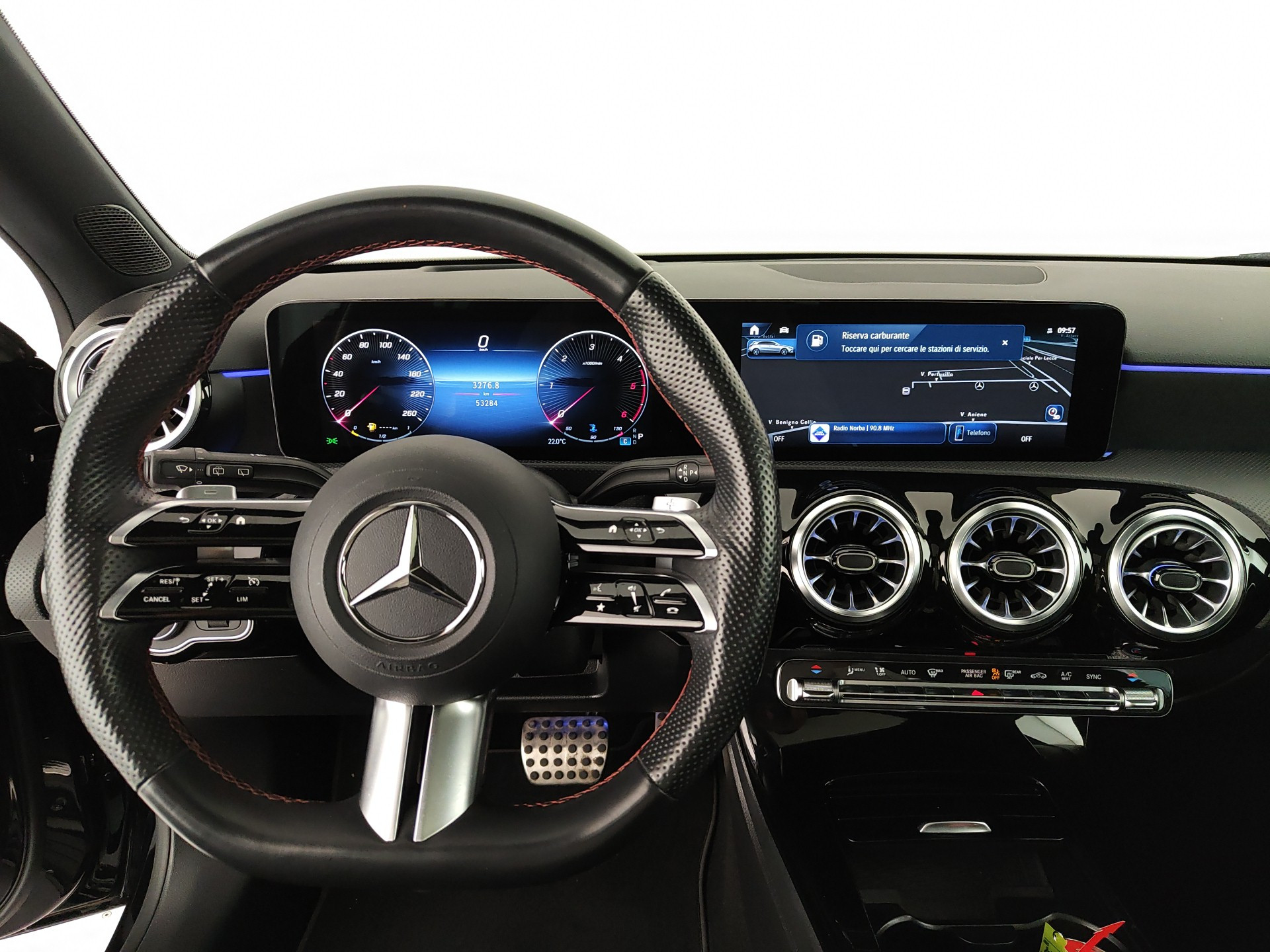 MERCEDES CLASSE A 180 d AMG Line Premium auto