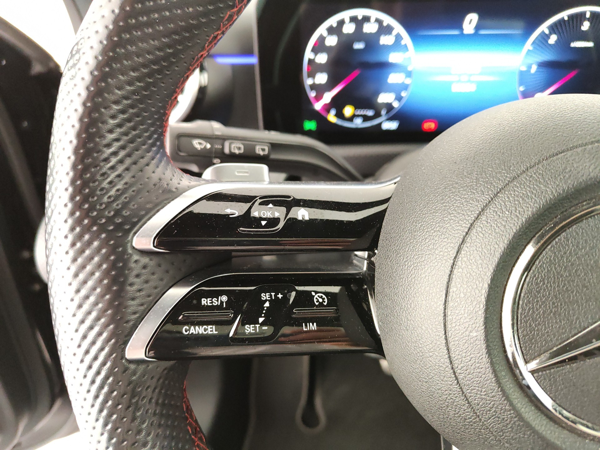 MERCEDES CLASSE A 180 d AMG Line Premium auto