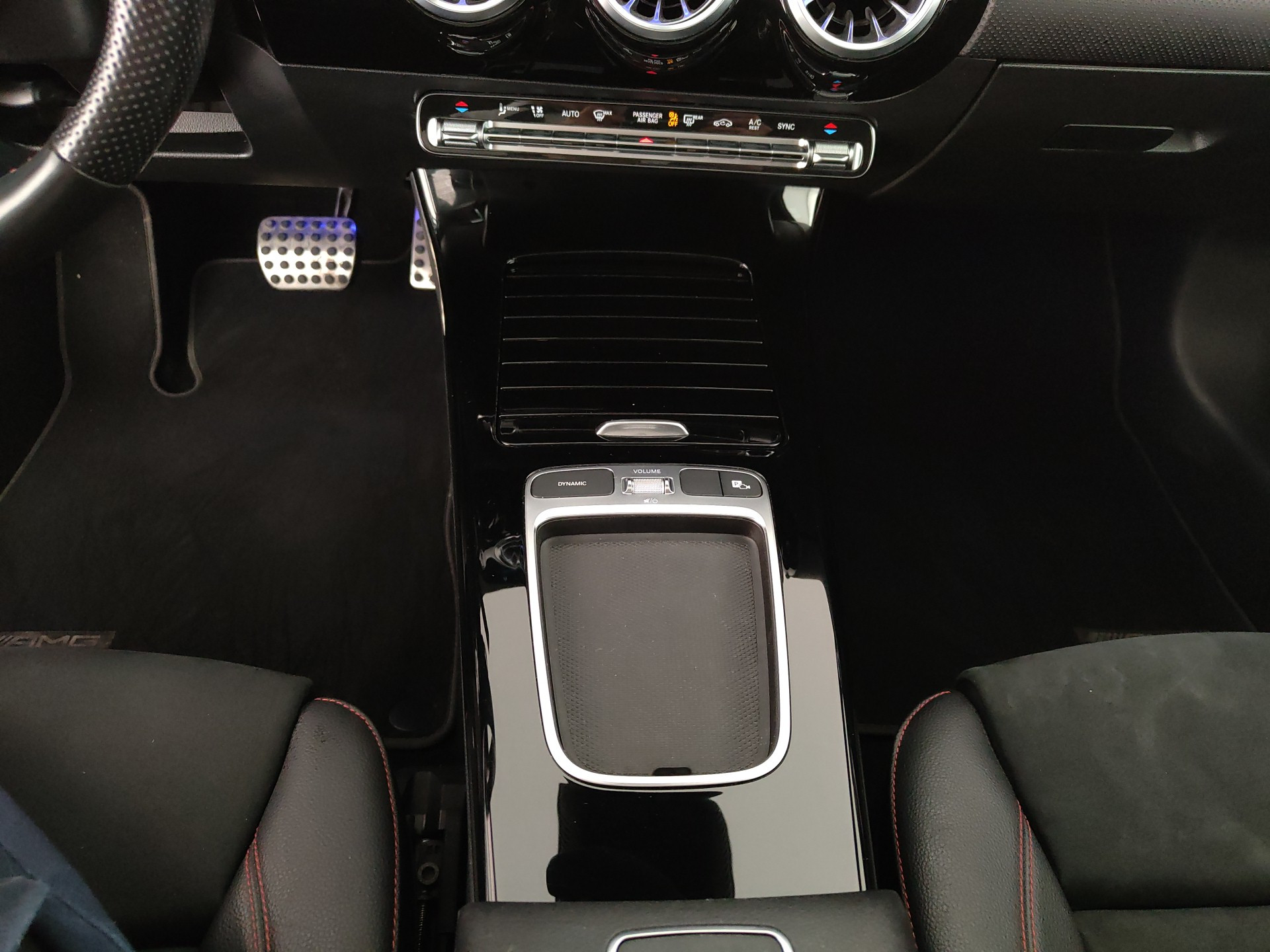 MERCEDES CLASSE A 180 d AMG Line Premium auto