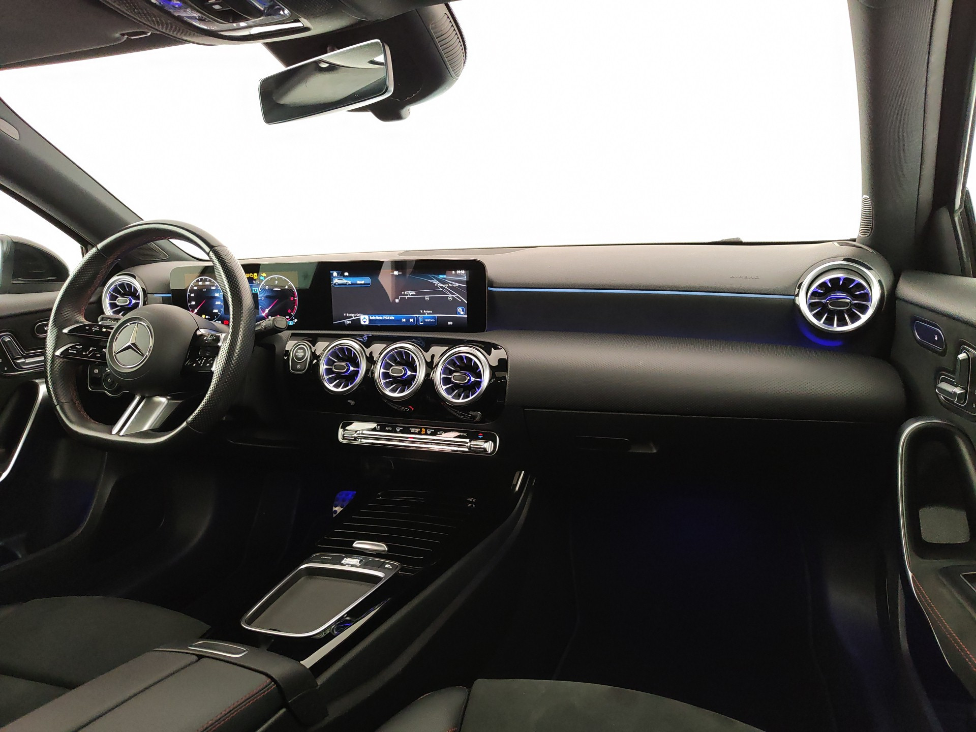 MERCEDES CLASSE A 180 d AMG Line Premium auto