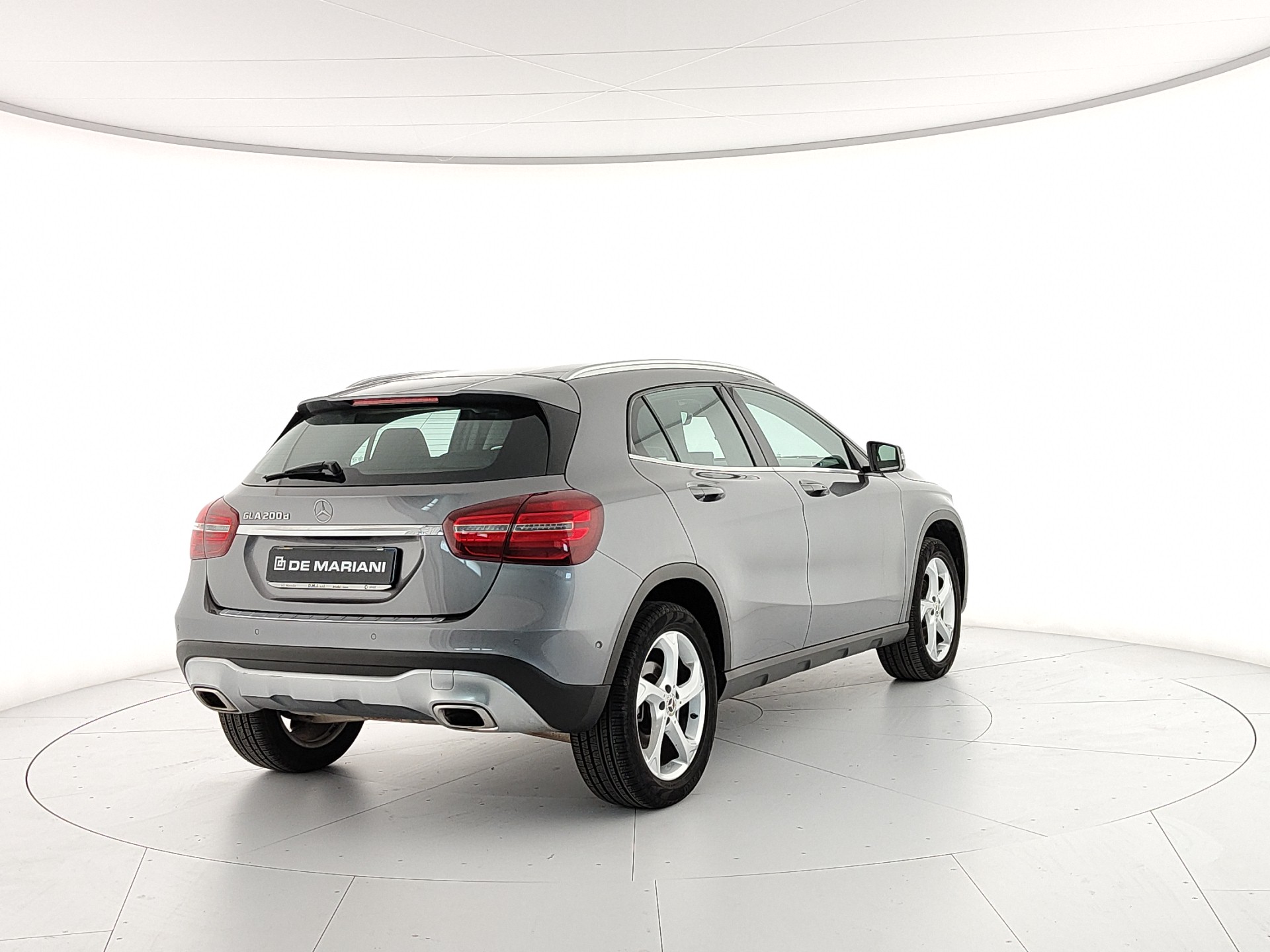 MERCEDES-BENZ GLA 200d SPORT Auto 136cv