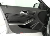 MERCEDES-BENZ GLA 200d SPORT Auto 136cv