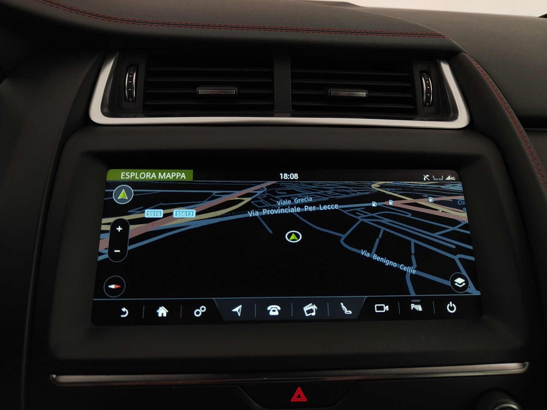 JAGUAR E-Pace 2.0d i4 Chequered Flag awd 150cv auto