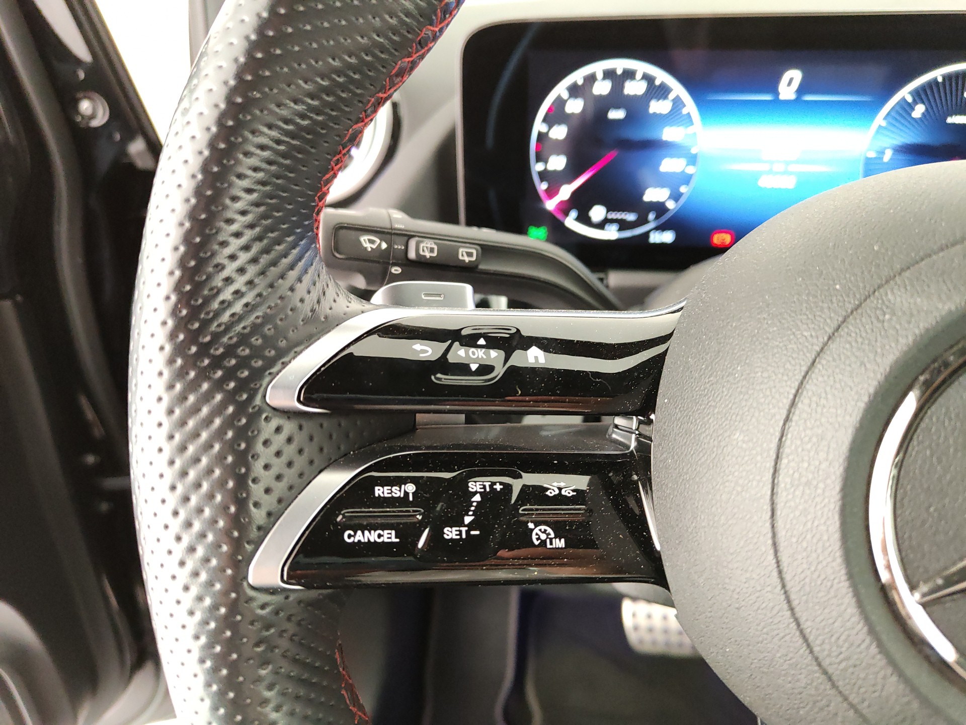 MERCEDES BENZ CLASSE B 180d AMG Line Advanced Plus Auto