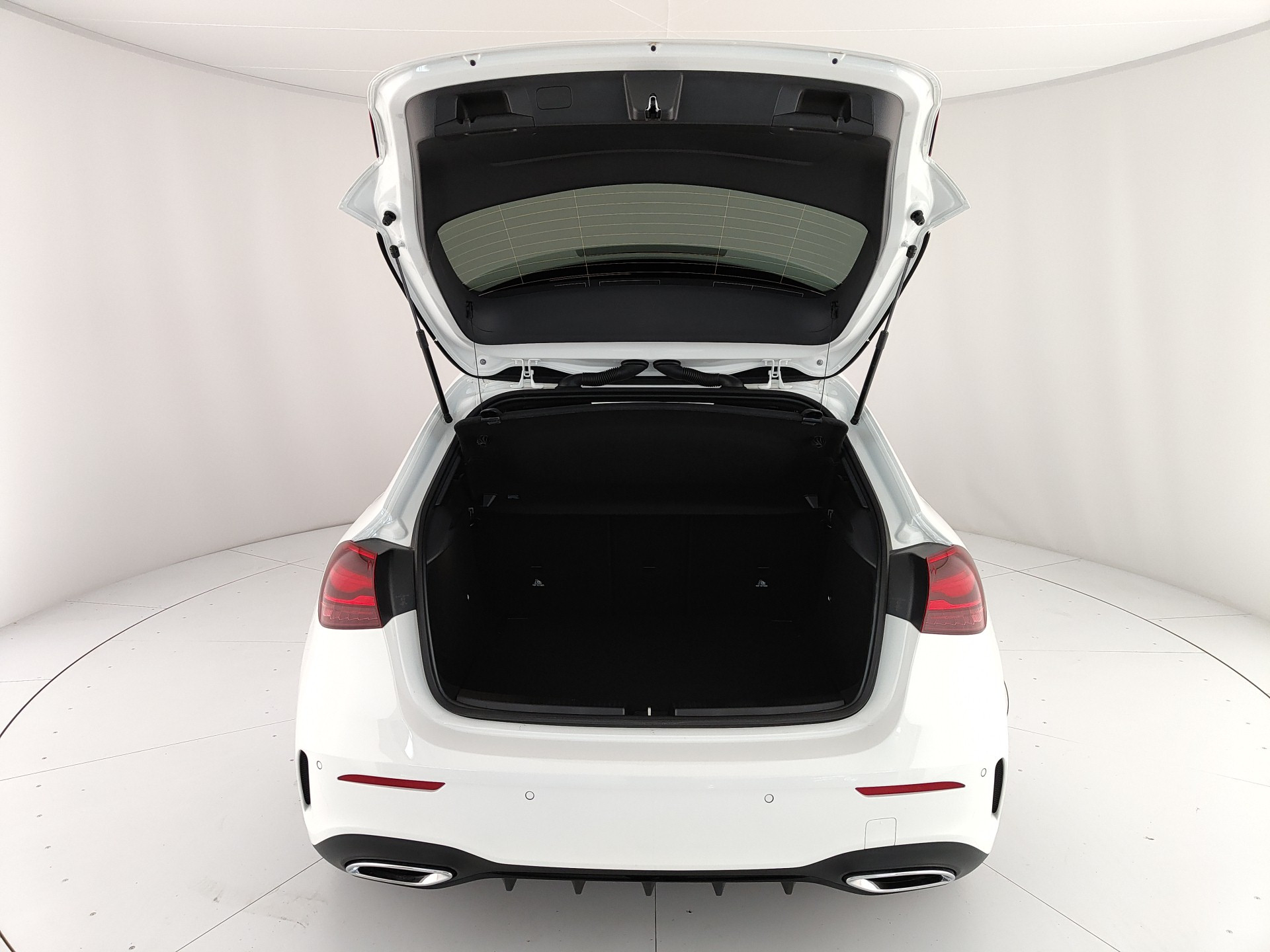 MERCEDES CLASSE A 180 d AMG Line Advanced auto