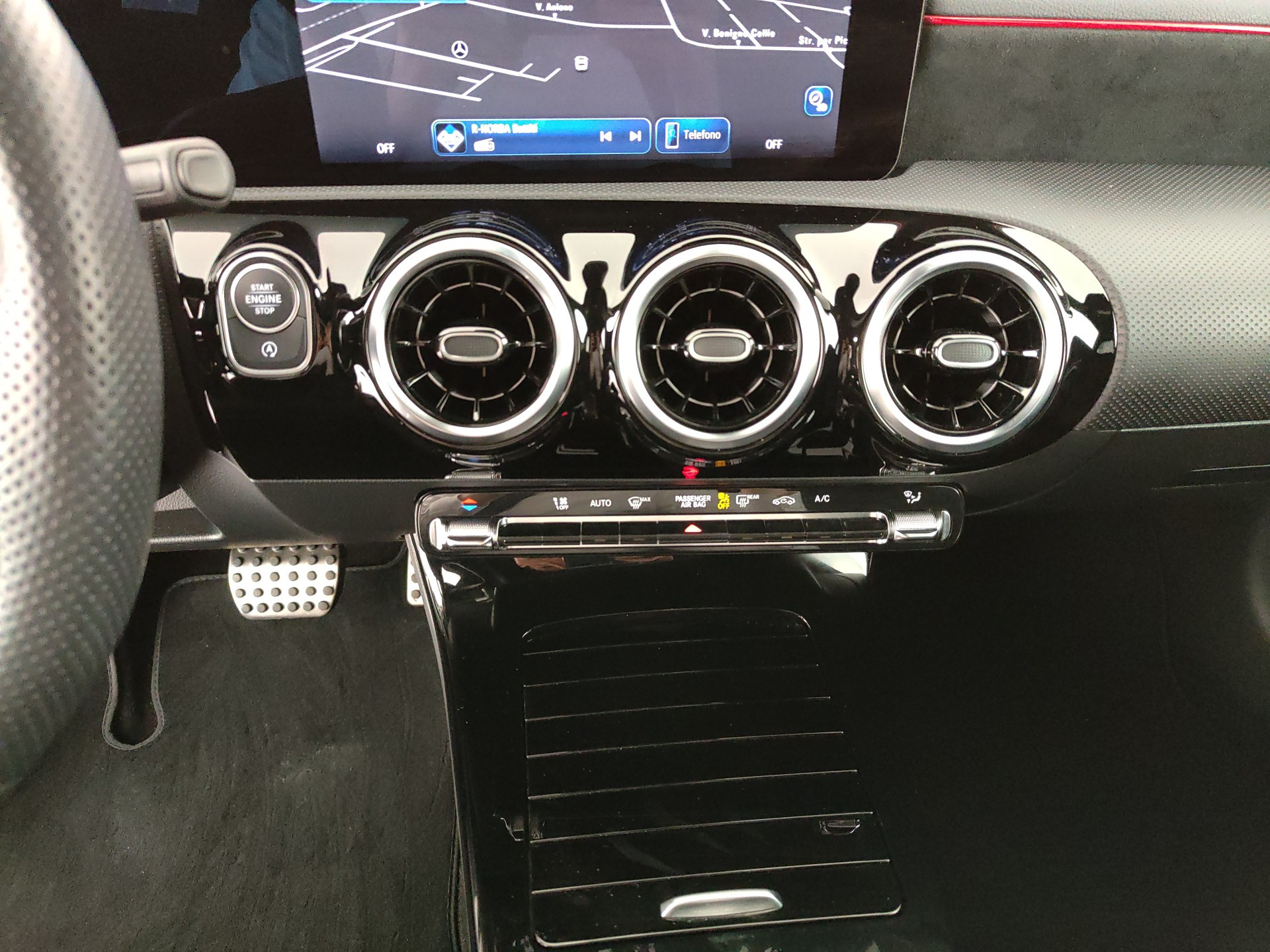MERCEDES CLASSE A 180 d AMG Line Advanced auto