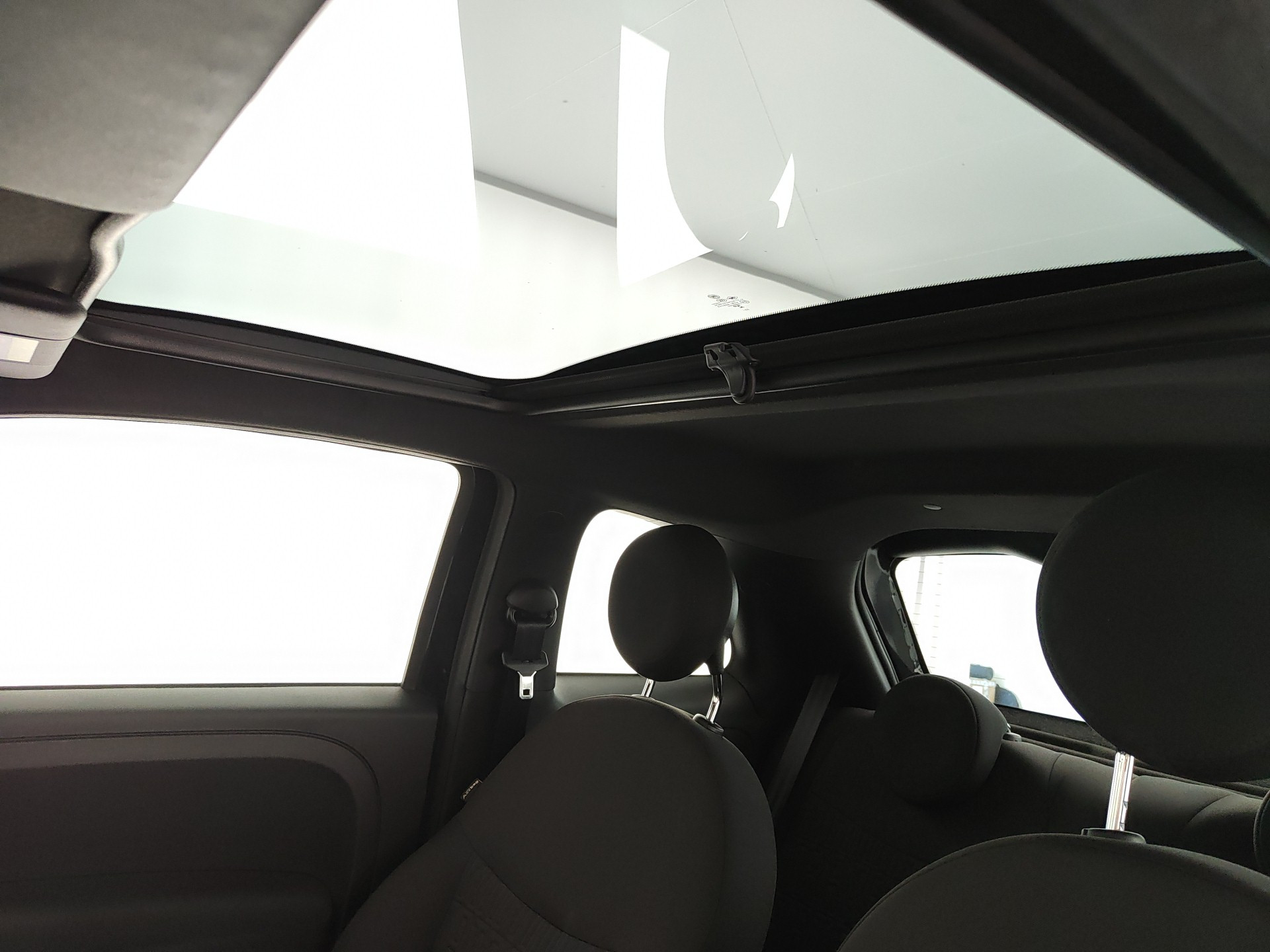 FIAT 500 1.0 Hybrid 70cv