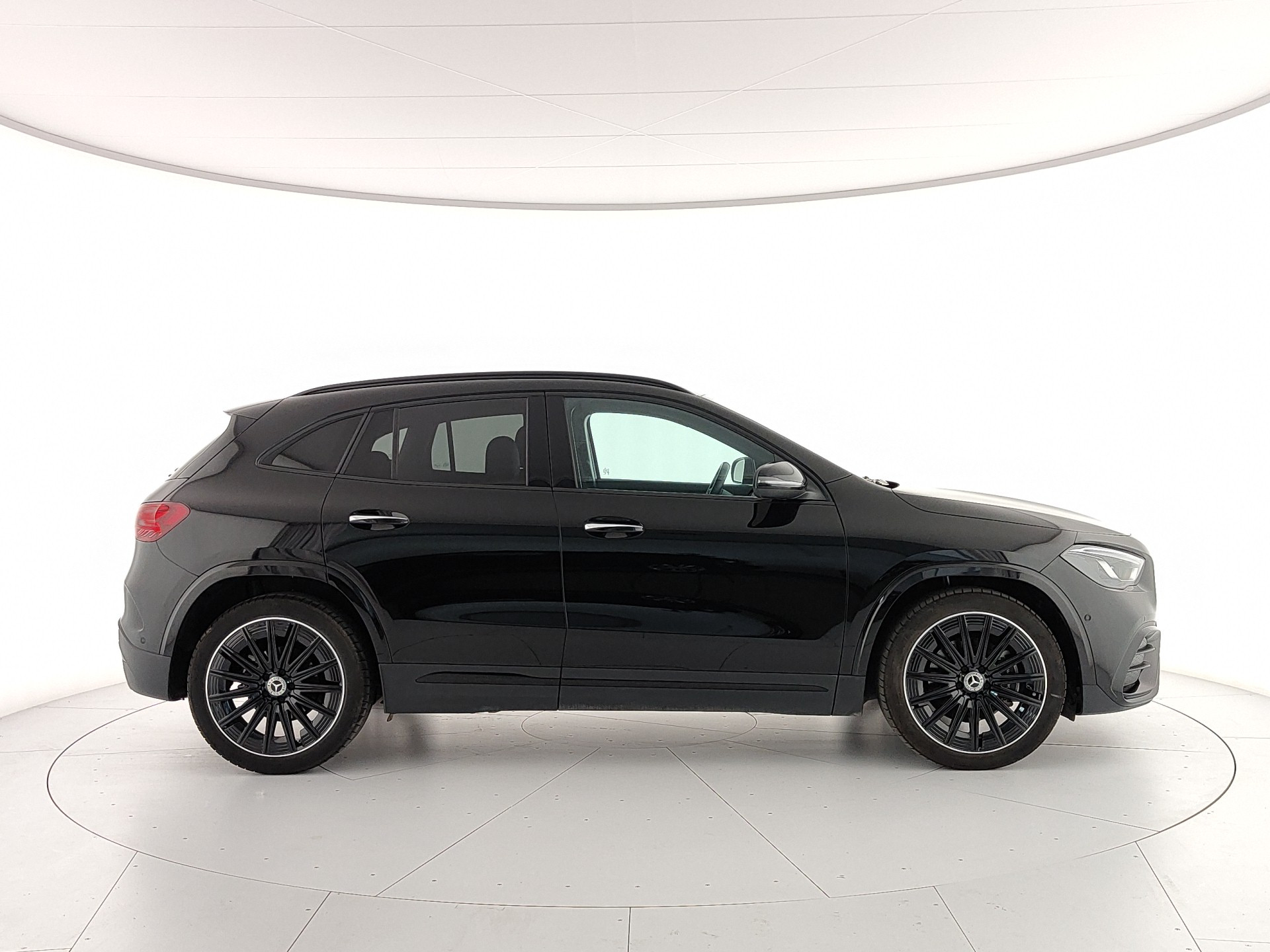 Mercedes GLA 180 AMG Line Premium auto