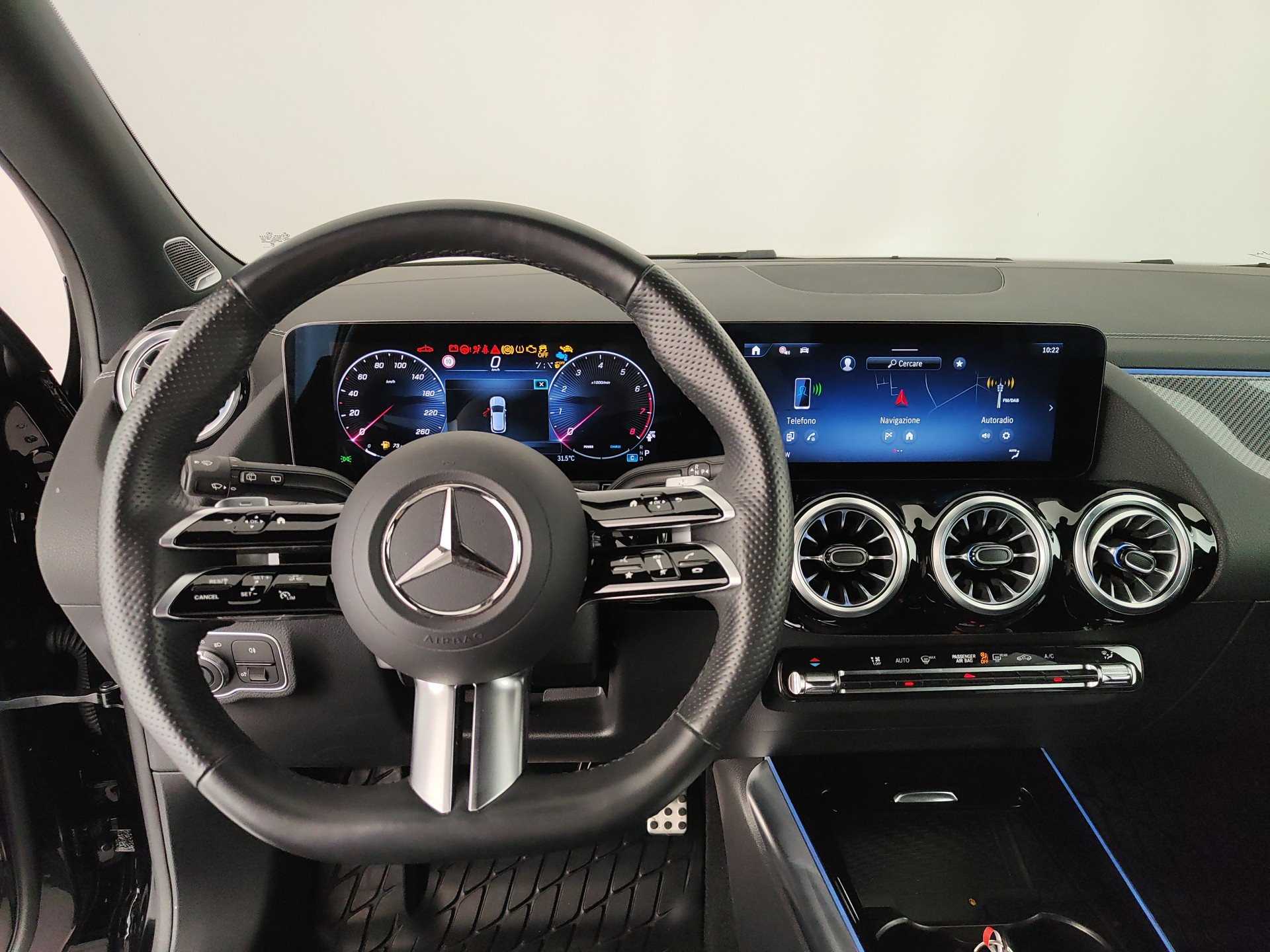 Mercedes GLA 180 AMG Line Premium auto