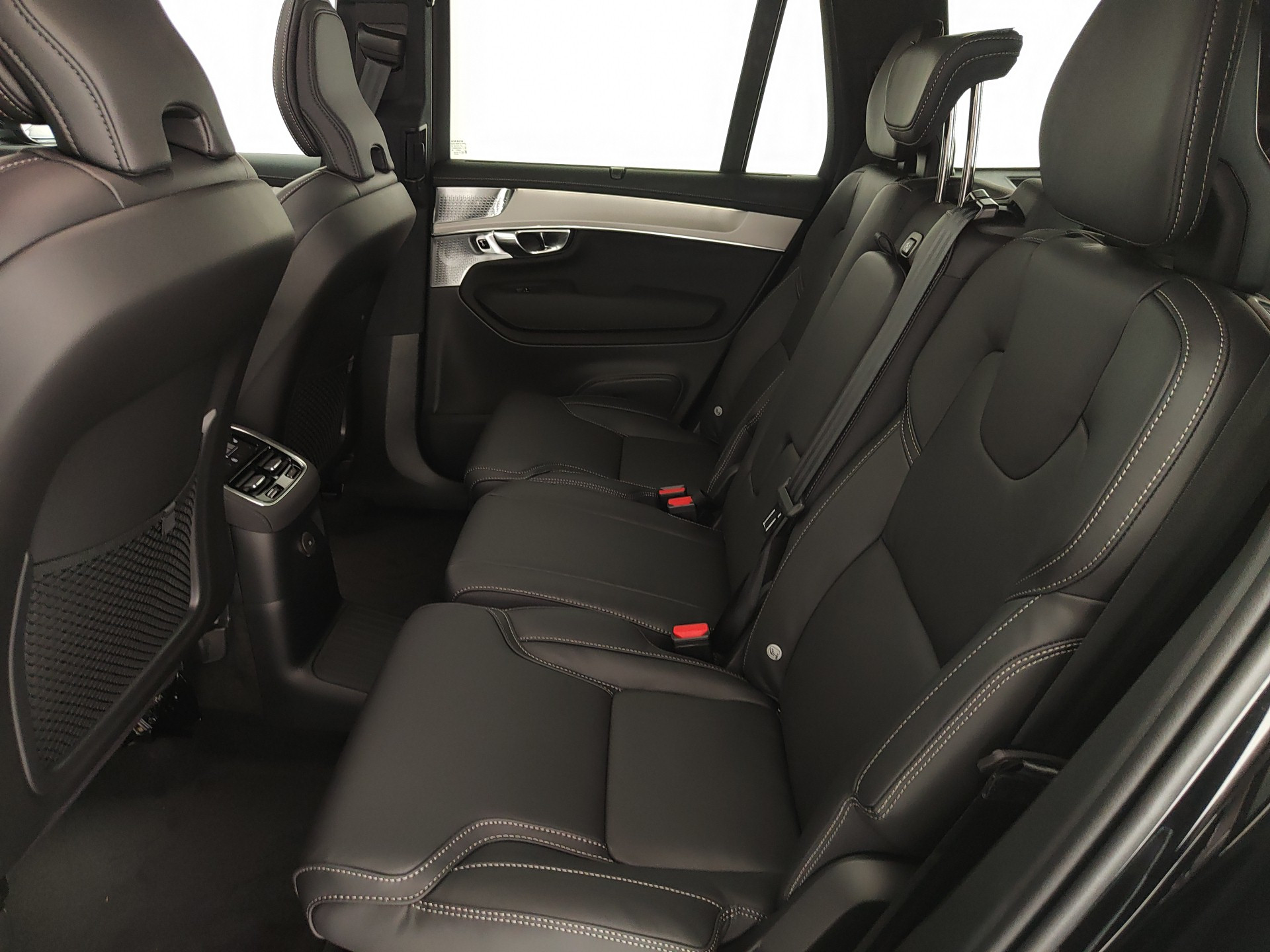 VOLVO XC90 T8 PLUG-IN AWD AUT. 7 POSTI ULTRA BLACK EDITION